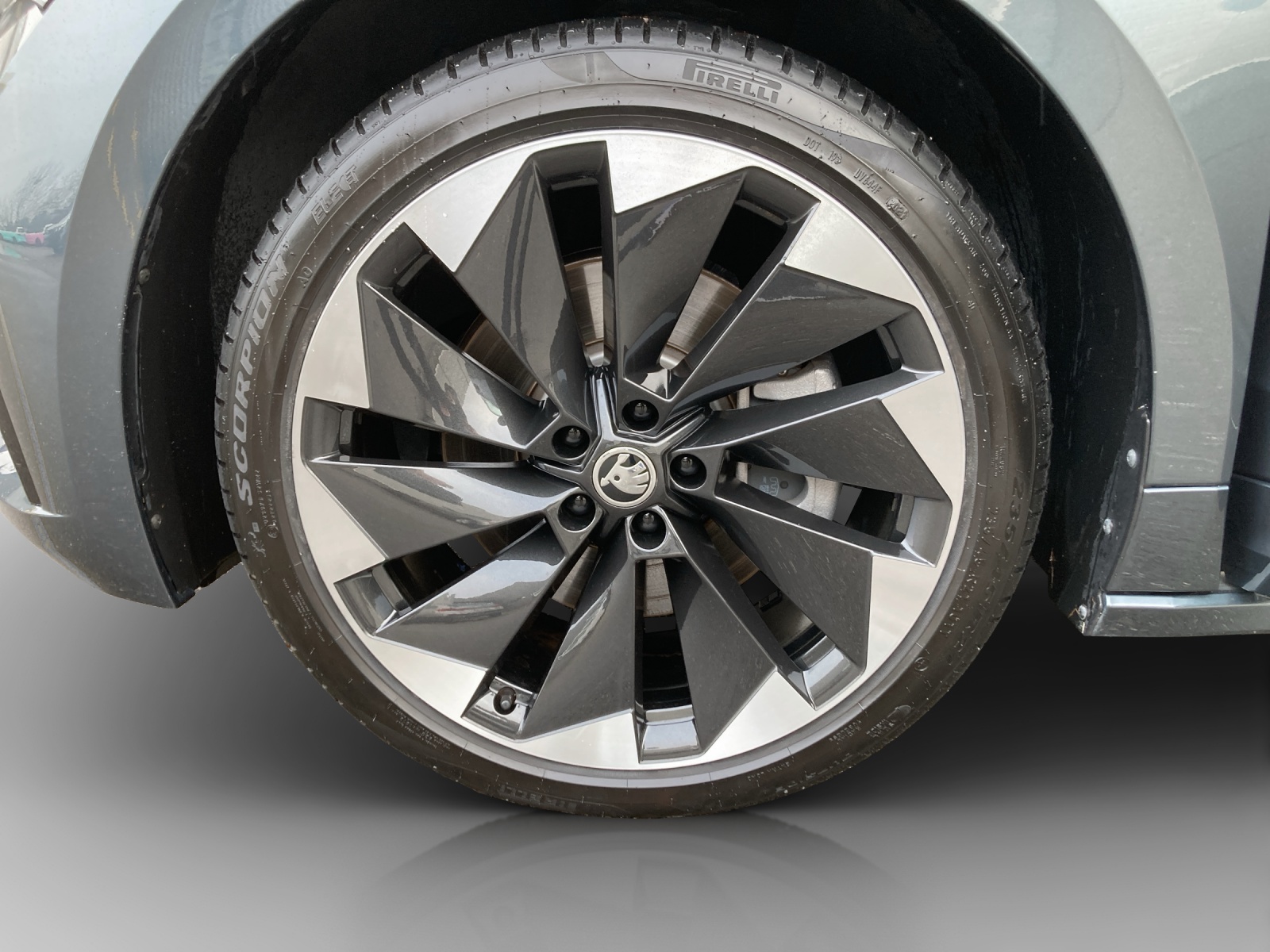 SKODA Enyaq iV 80x SportLine-image-16