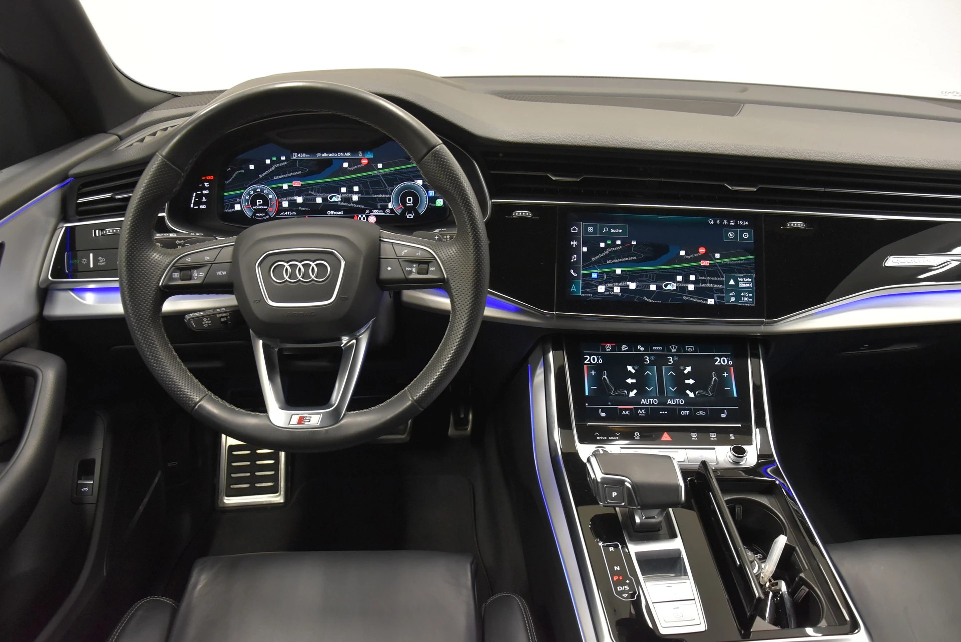 AUDI Q8 55 TFSI Black Edition quattro tiptronic-image-4