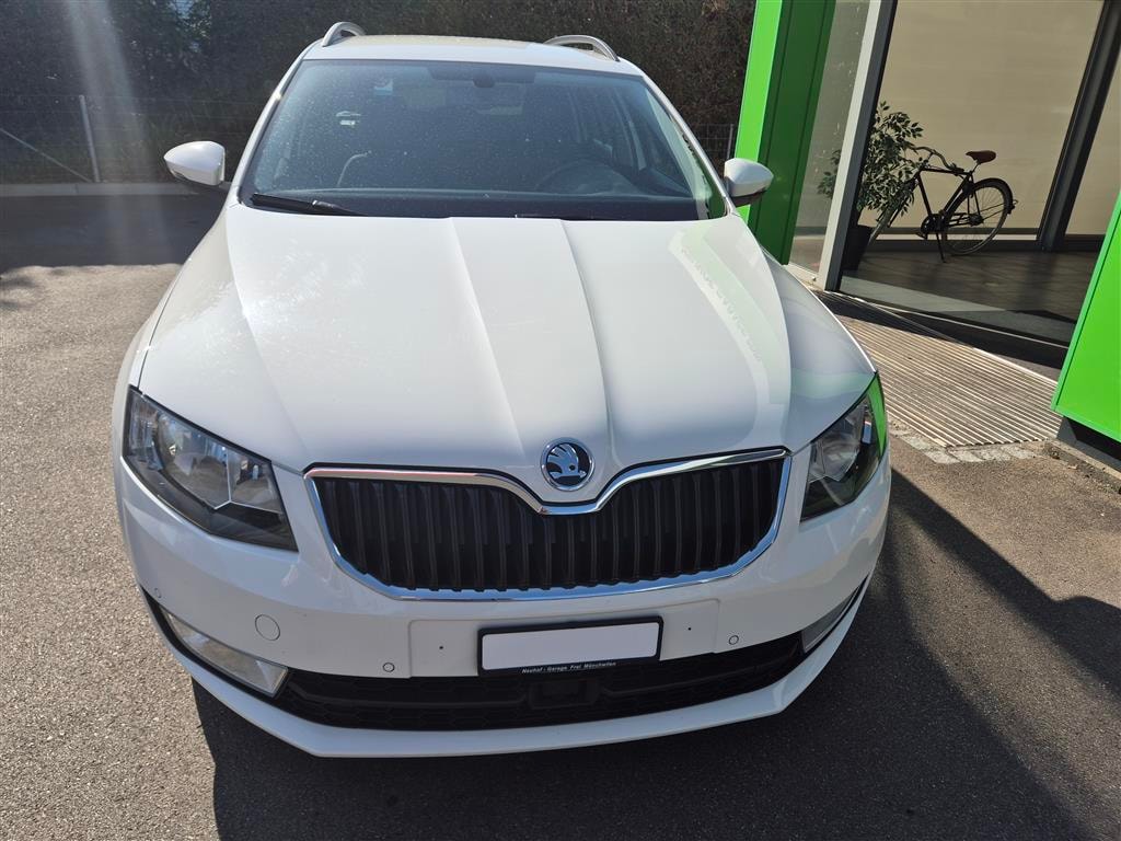 SKODA Octavia Combi 2.0 TDI Ambition 4x4 DSG-image-1