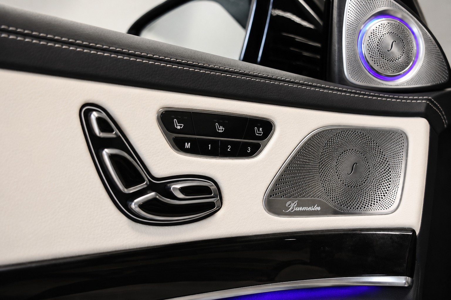MERCEDES-BENZ d L-image-7