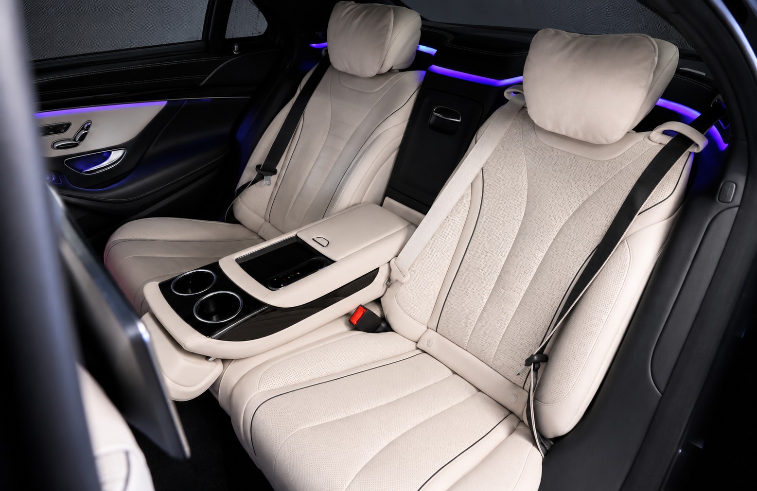 MERCEDES-BENZ d L-image-9