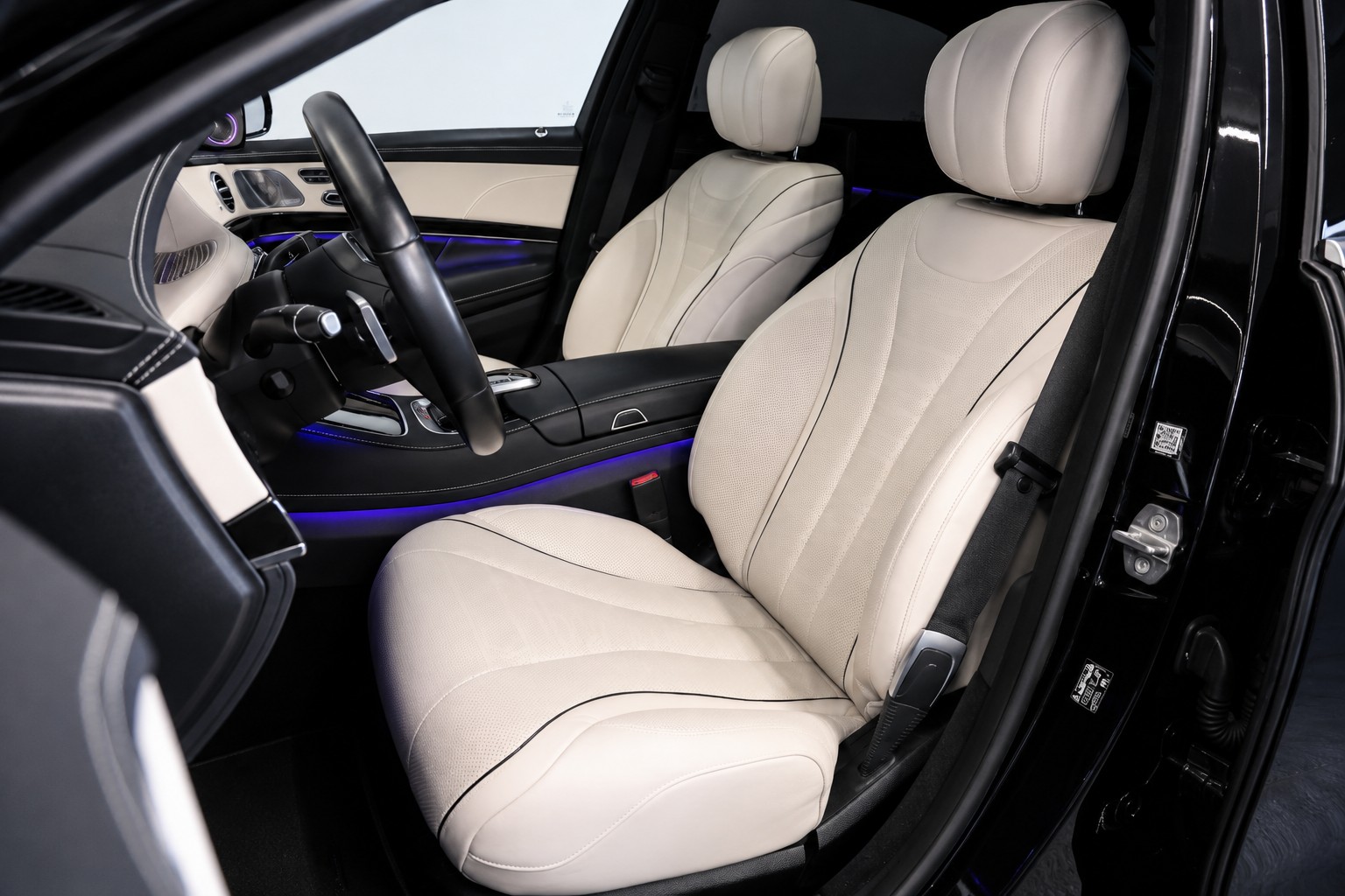 MERCEDES-BENZ d L-image-5