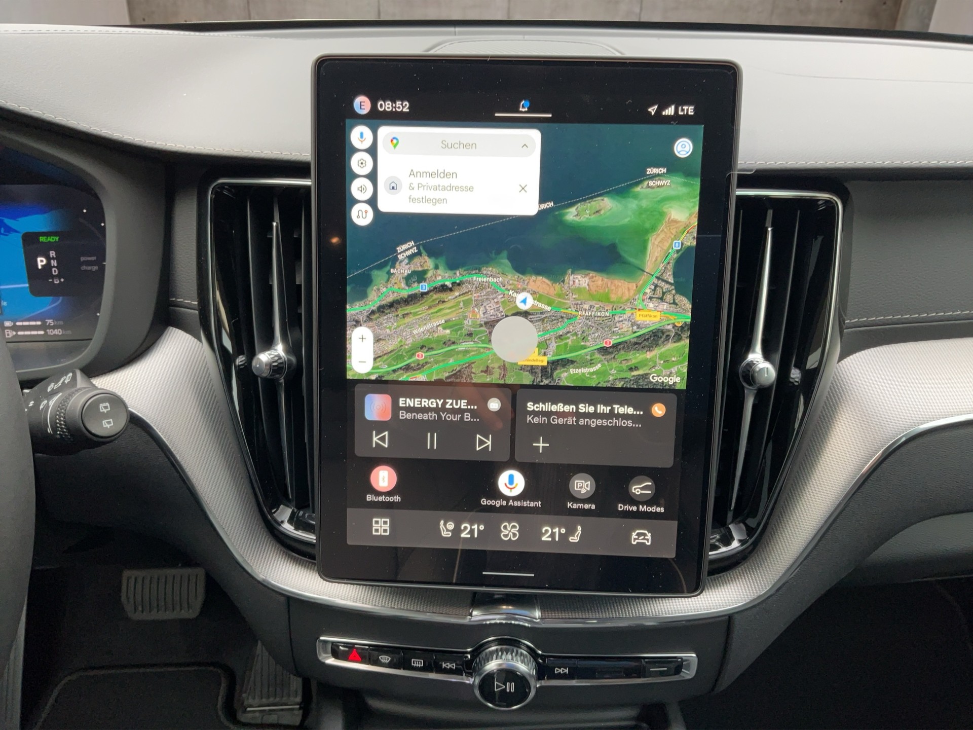 VOLVO XC60 2.0 T8 TE Black Edition eAWD-image-17