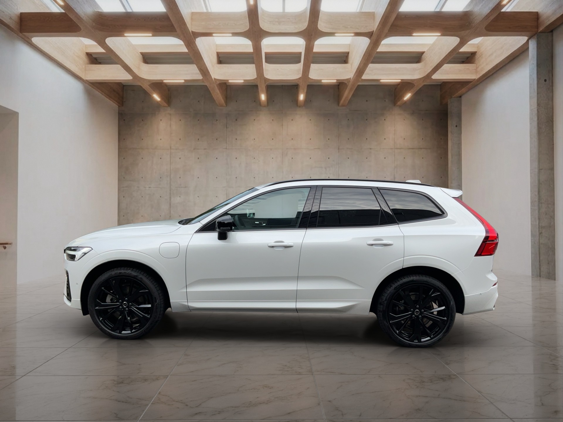 VOLVO XC60 2.0 T8 TE Black Edition eAWD-showroom-element-2