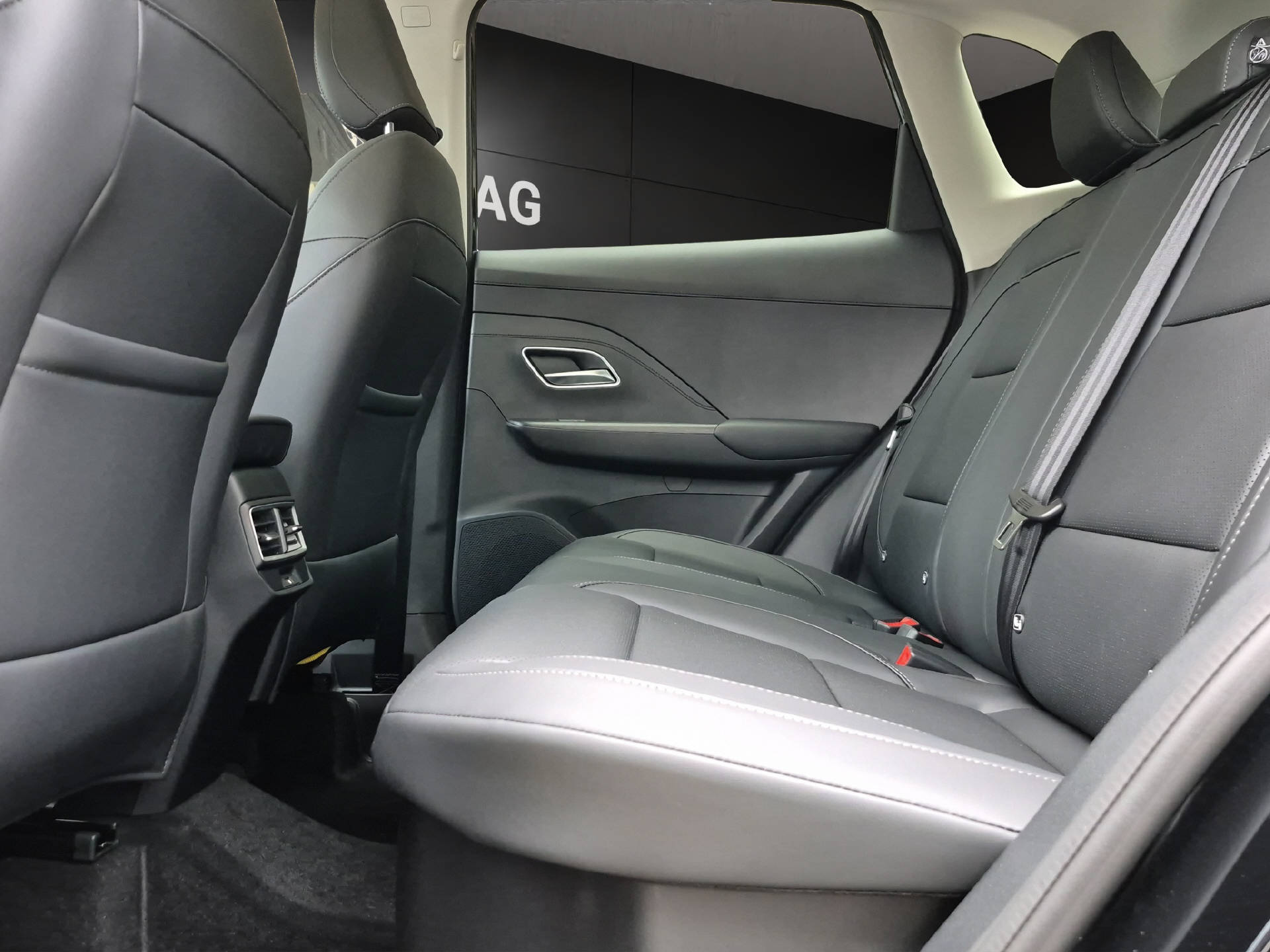 MG ZS 1.5 Hybrid+ Luxury Sunroof-image-11