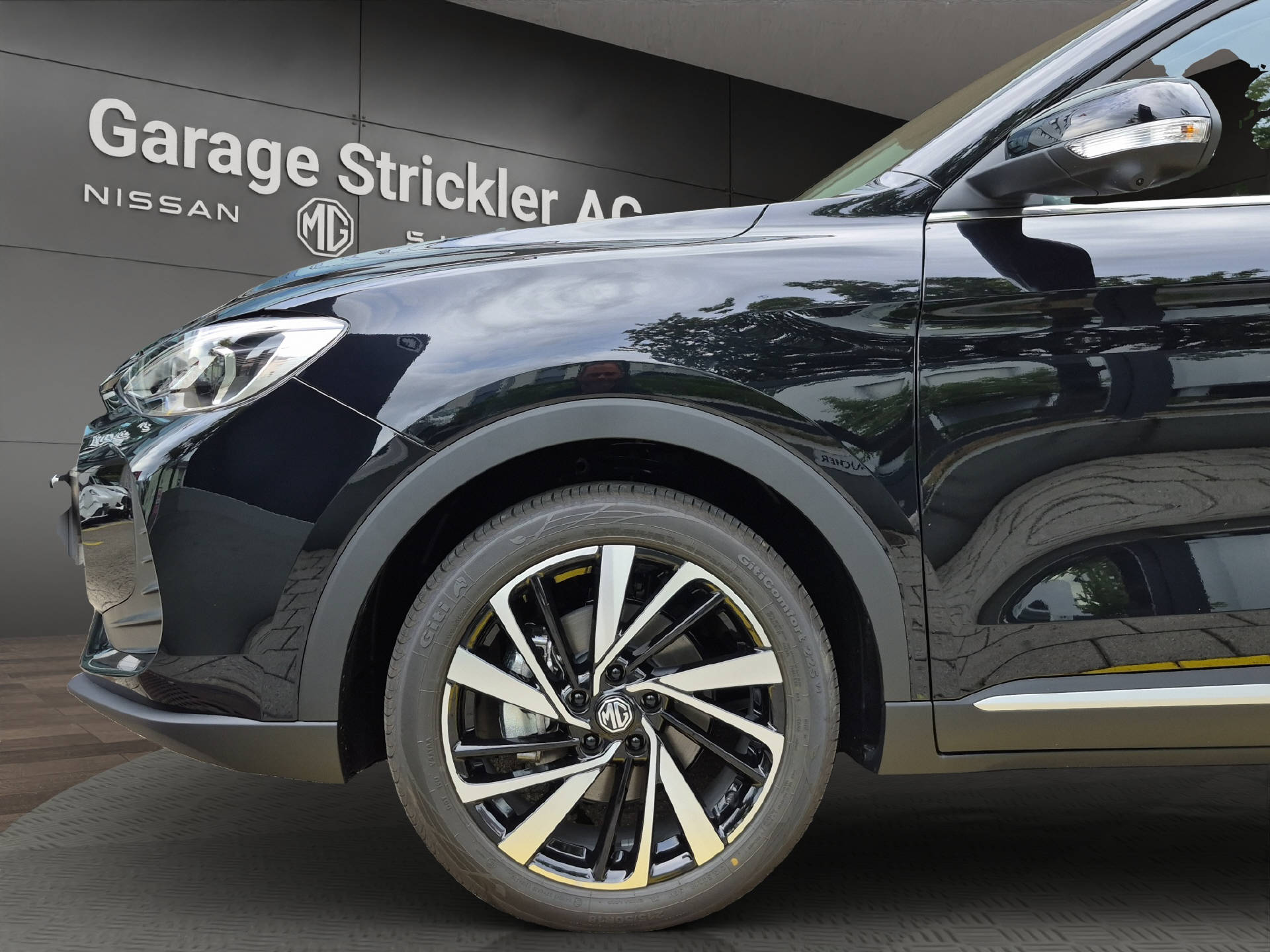 MG ZS 1.5 Hybrid+ Luxury Sunroof-image-8