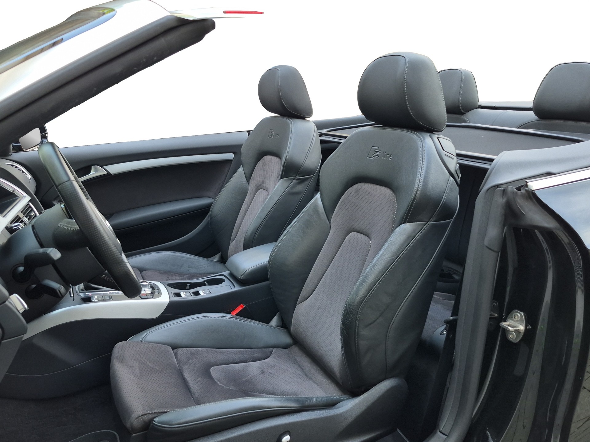 AUDI A5 Cabriolet 2.0 TFSI quattro S-tronic *S line Sport/Plus*-image-8