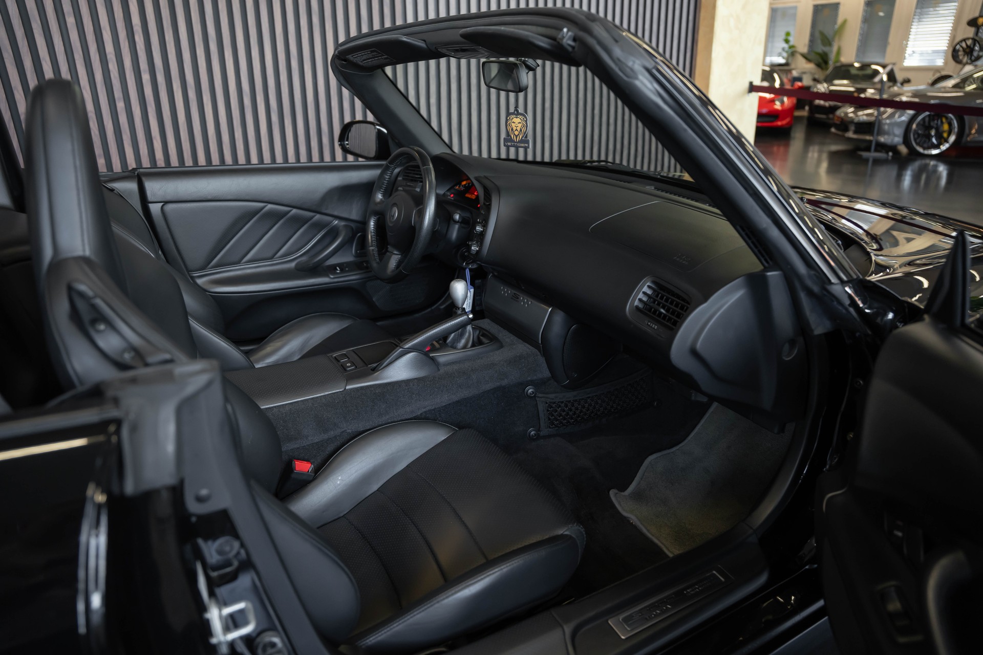 HONDA S2000-image-15
