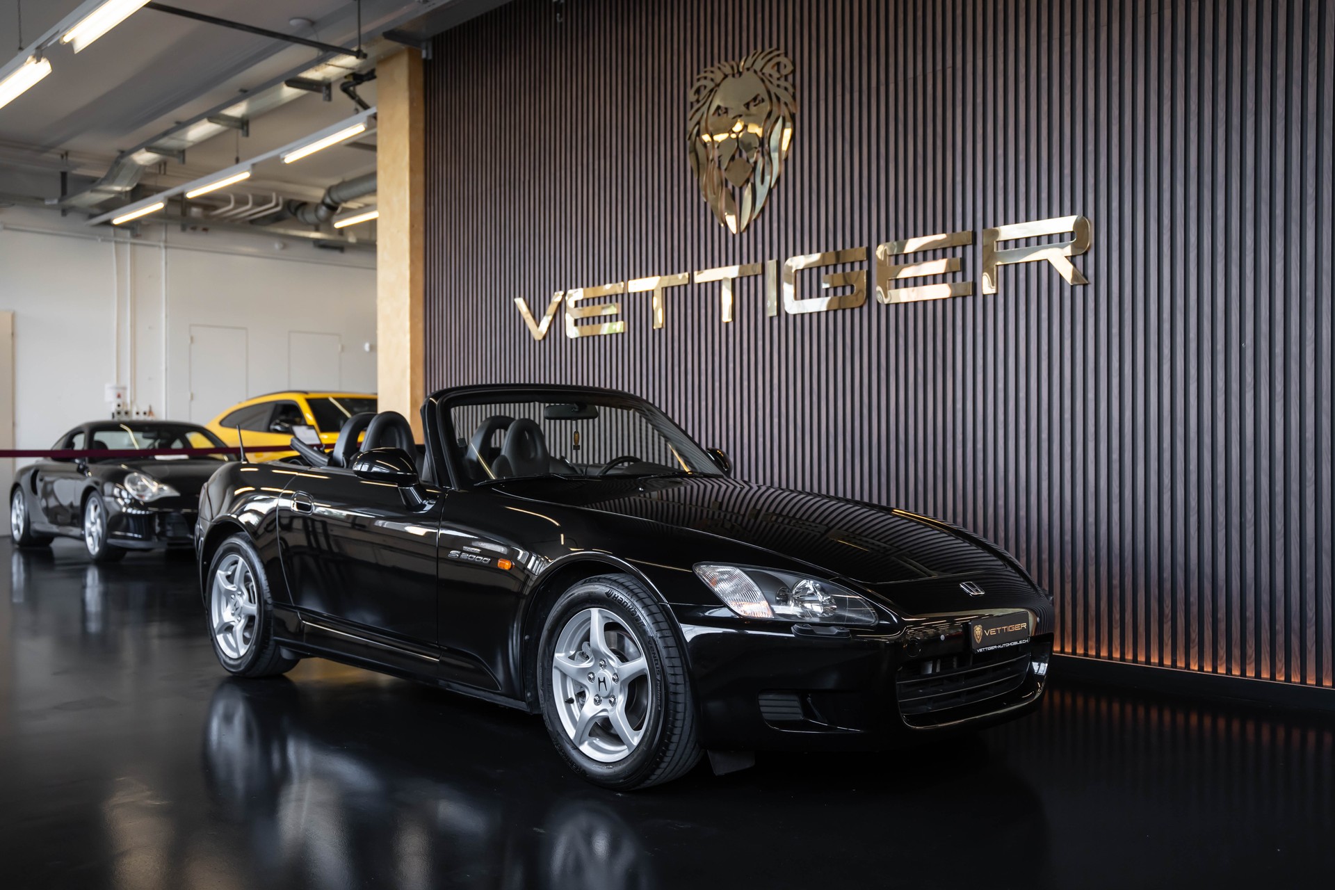 HONDA S2000-image-0