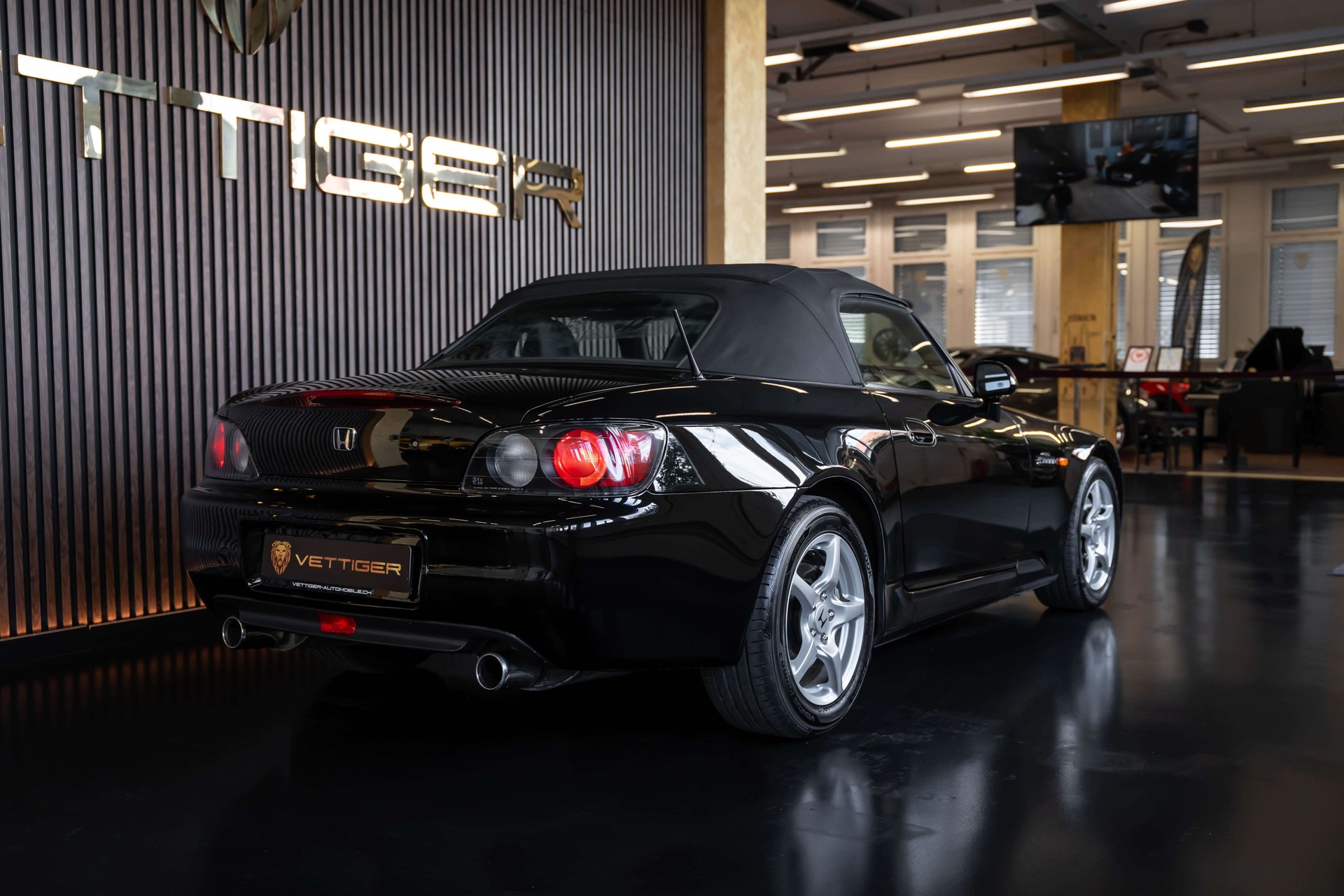 HONDA S2000-image-8