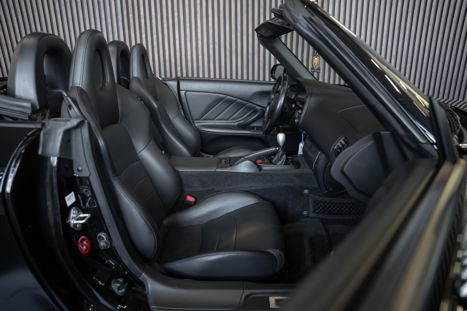 HONDA S2000-image-16