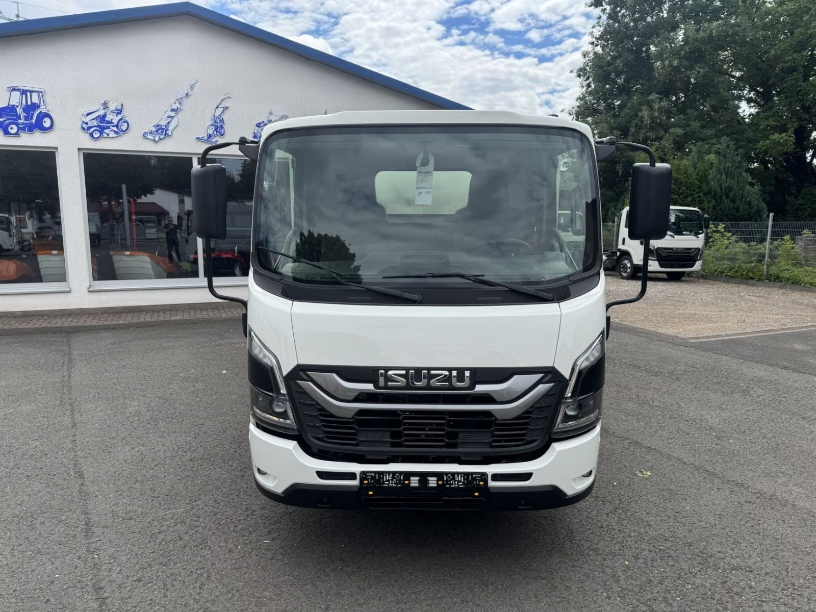 ISUZU M21 TT E HEAVY Kipper mit Box-showroom-element-1