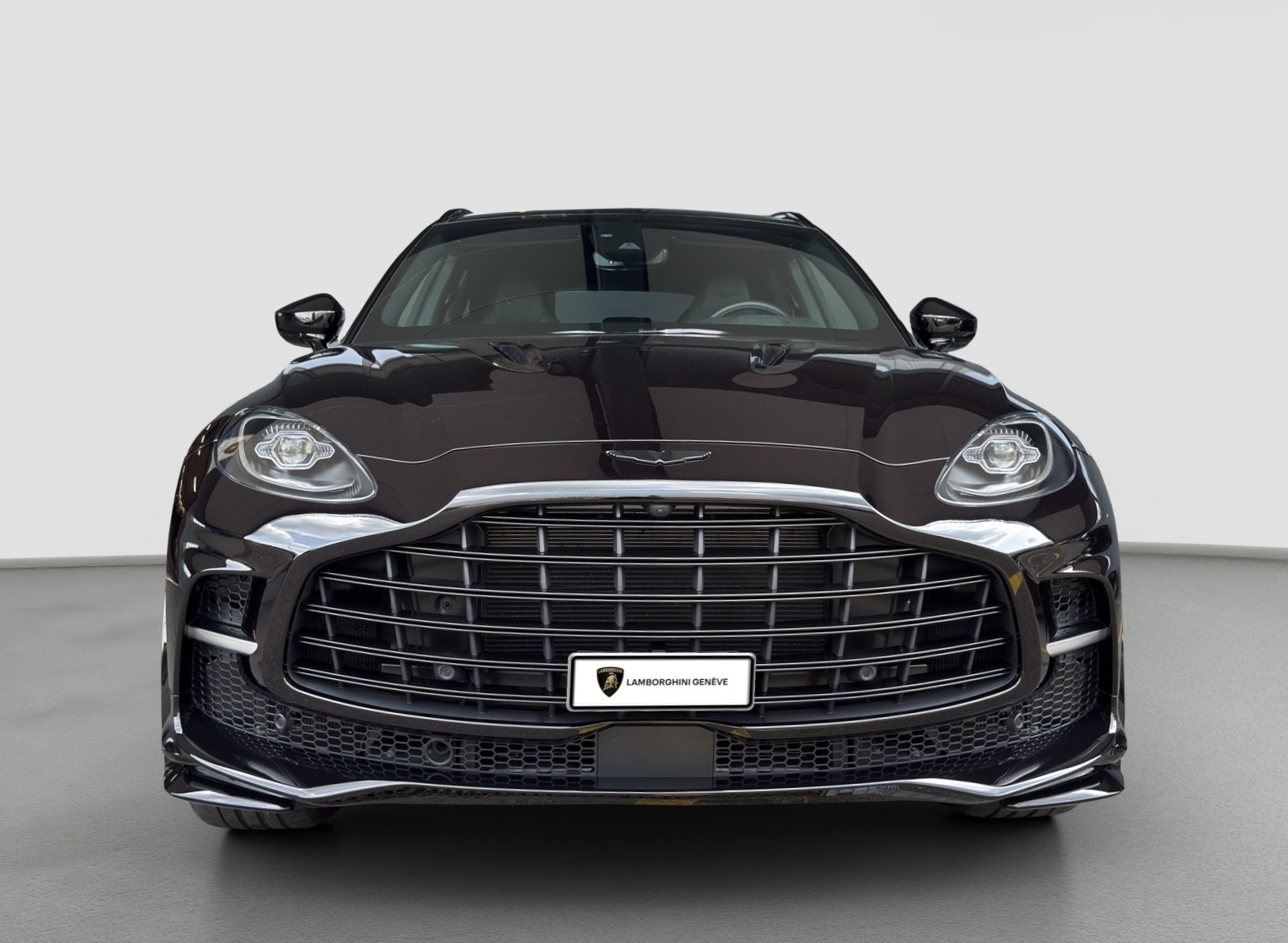 ASTON MARTIN DBX 707 4.0 V8 Bi-Turbo-image-4