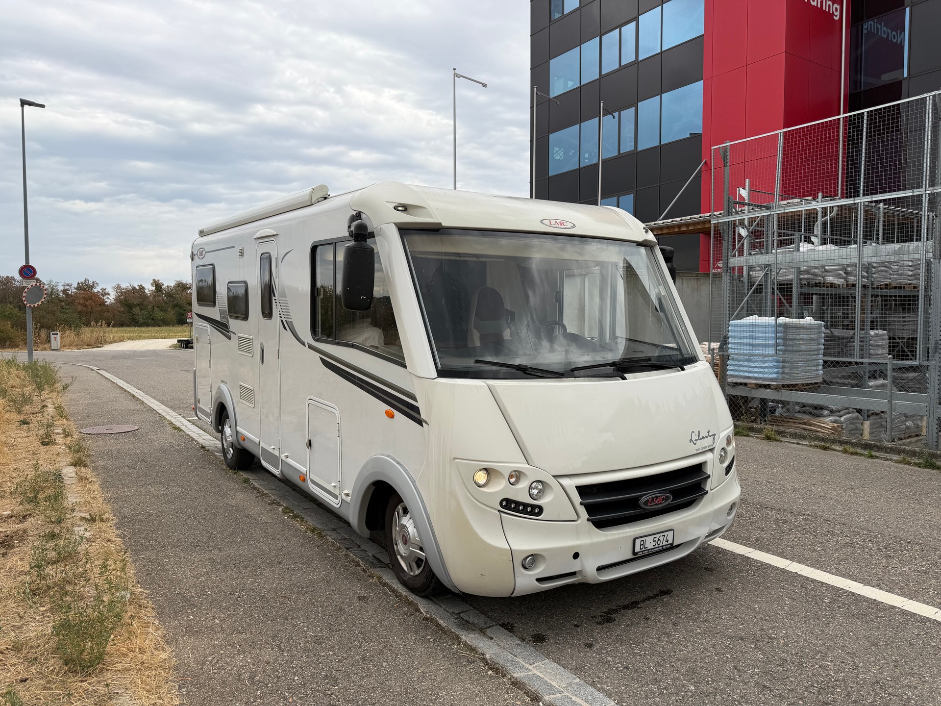 LMC Liberty 635i