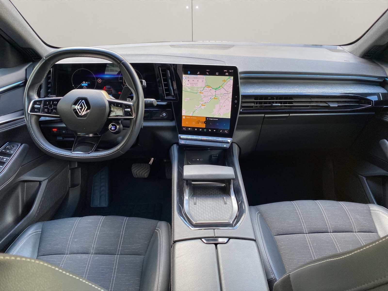 RENAULT Austral 1.2 E-Tech techno-image-8