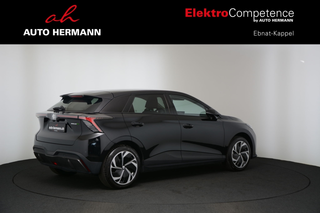 MG 4 EV 64kWh Premium Facelift-image-6