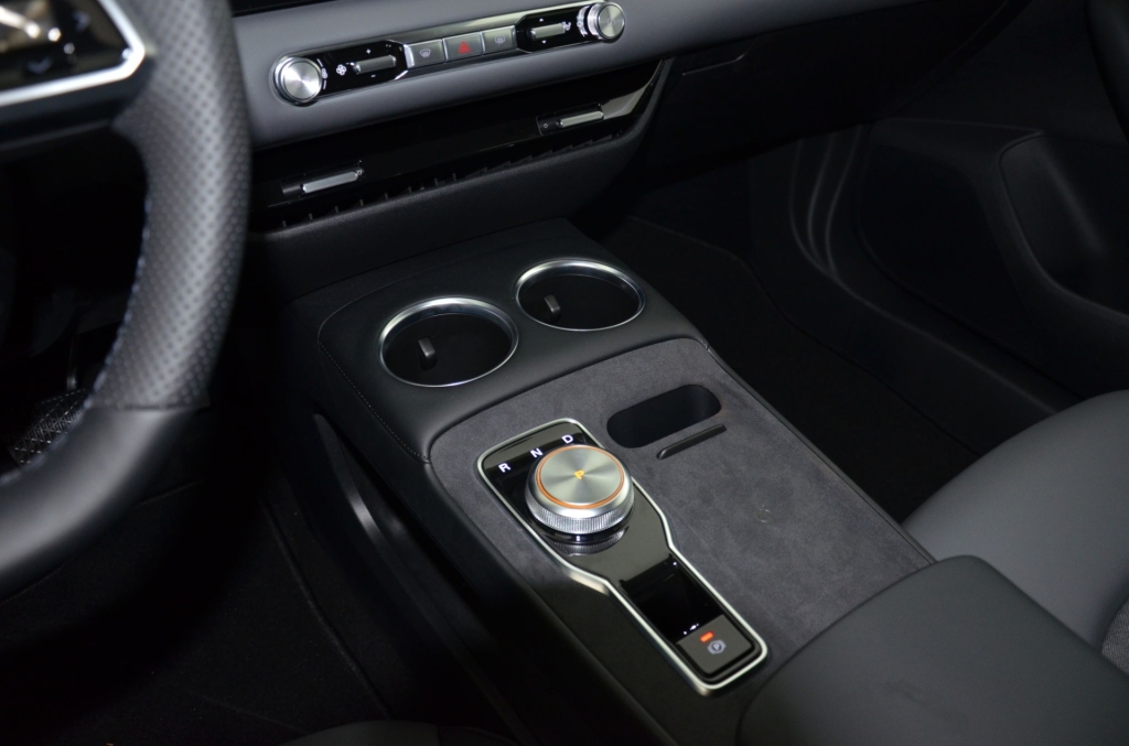 MG 4 EV 64kWh Premium Facelift-image-23