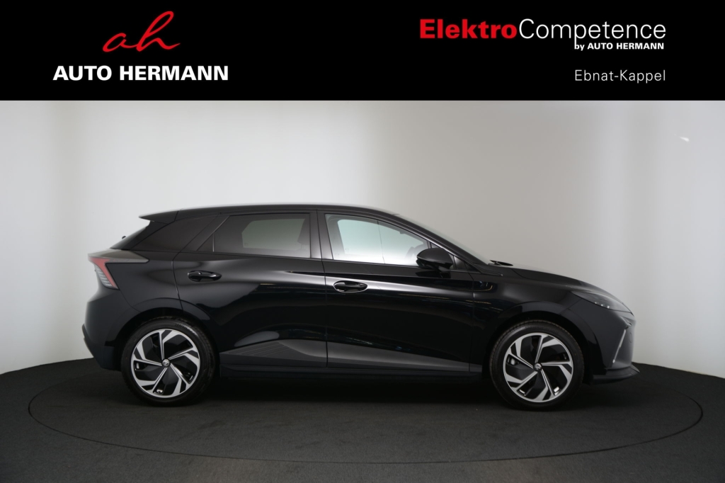 MG 4 EV 64kWh Premium Facelift-image-7