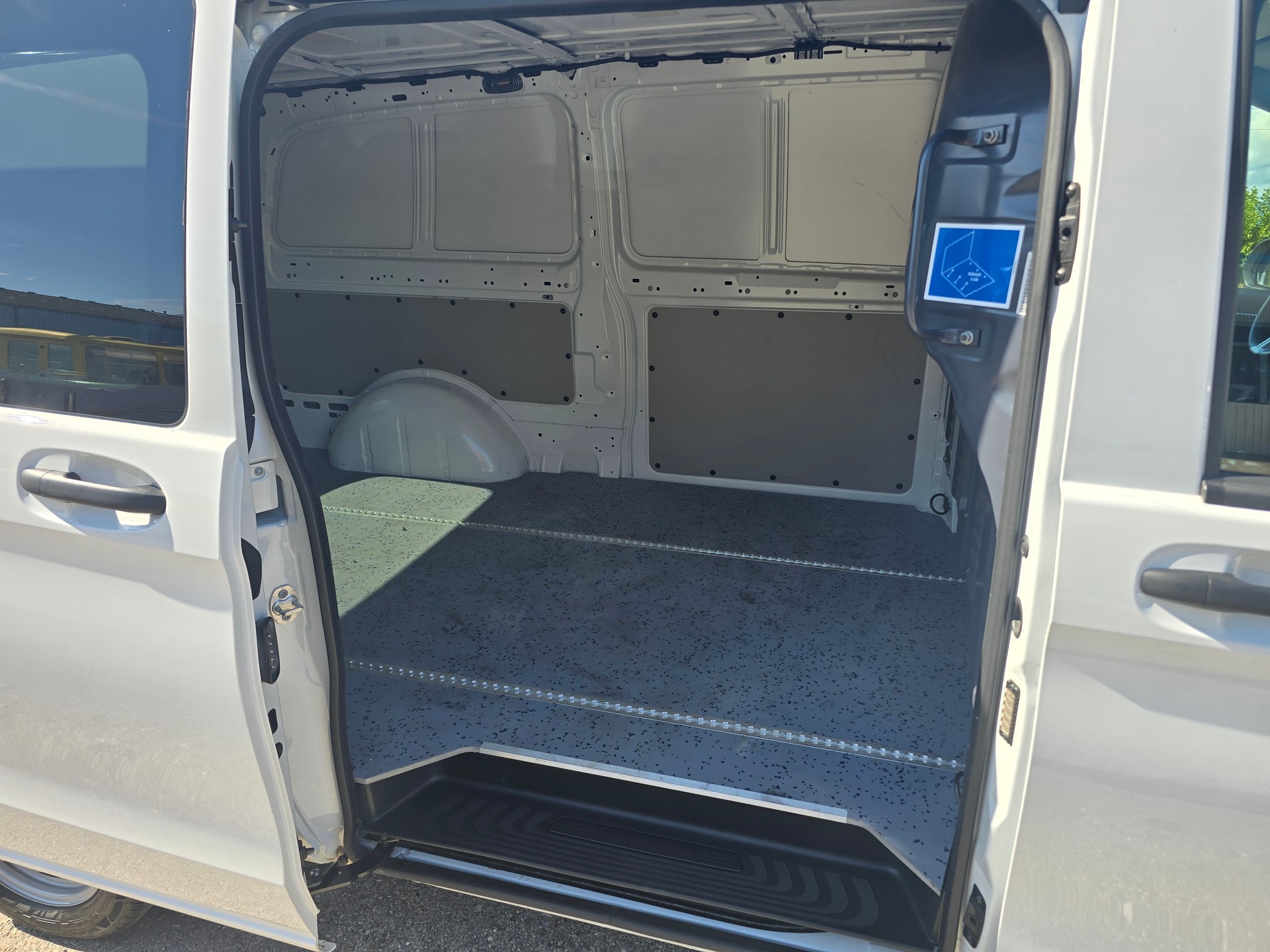 MERCEDES-BENZ Vito 114 CDI Extralang Mixto 9G-Tronic-image-13