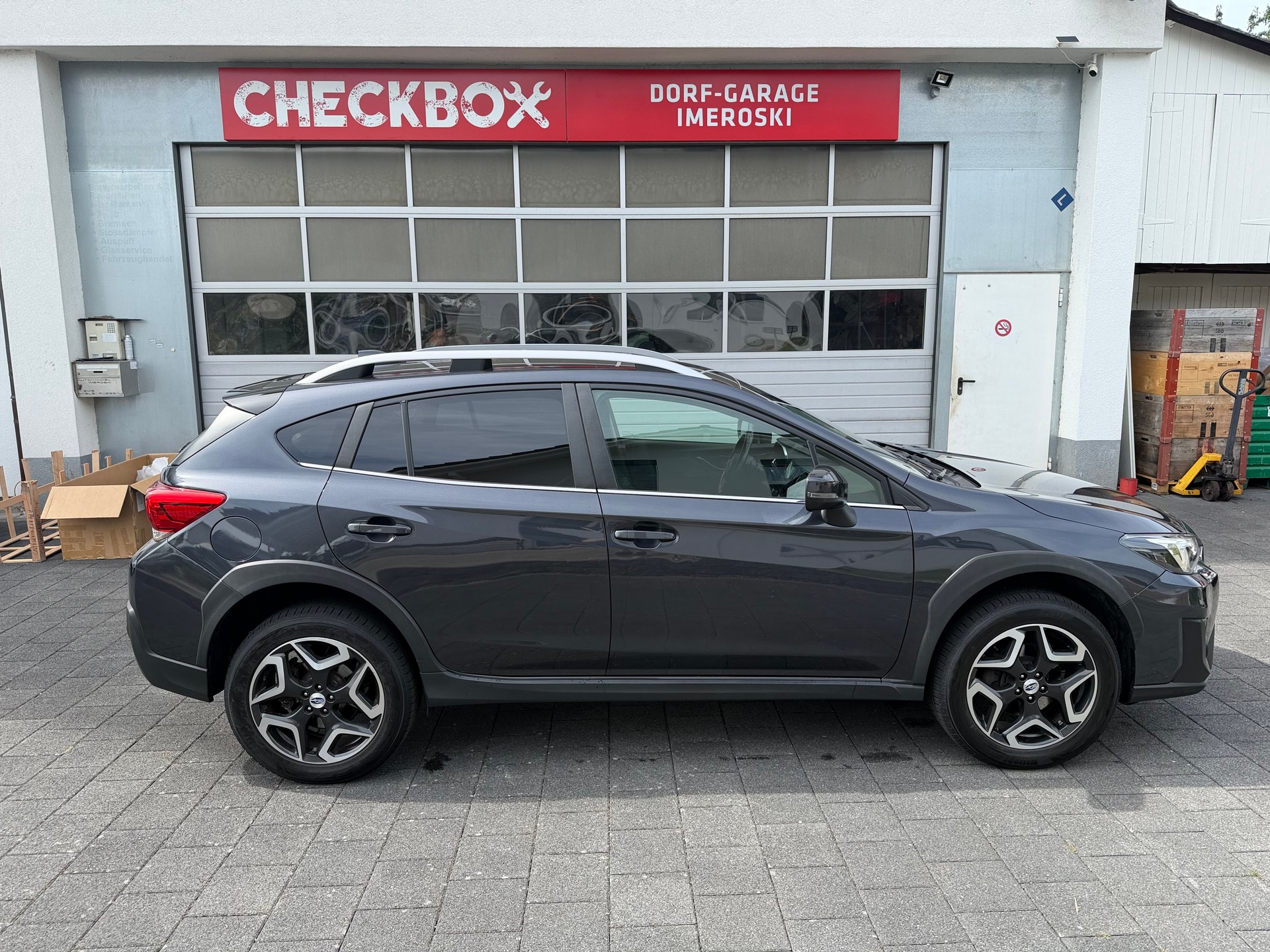 SUBARU XV 2.0 Swiss Plus AWD Lineartronic-image-4