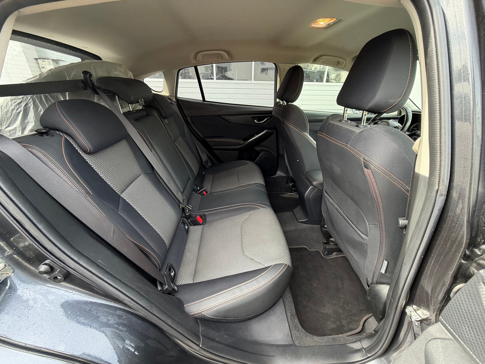 SUBARU XV 2.0 Swiss Plus AWD Lineartronic-image-11