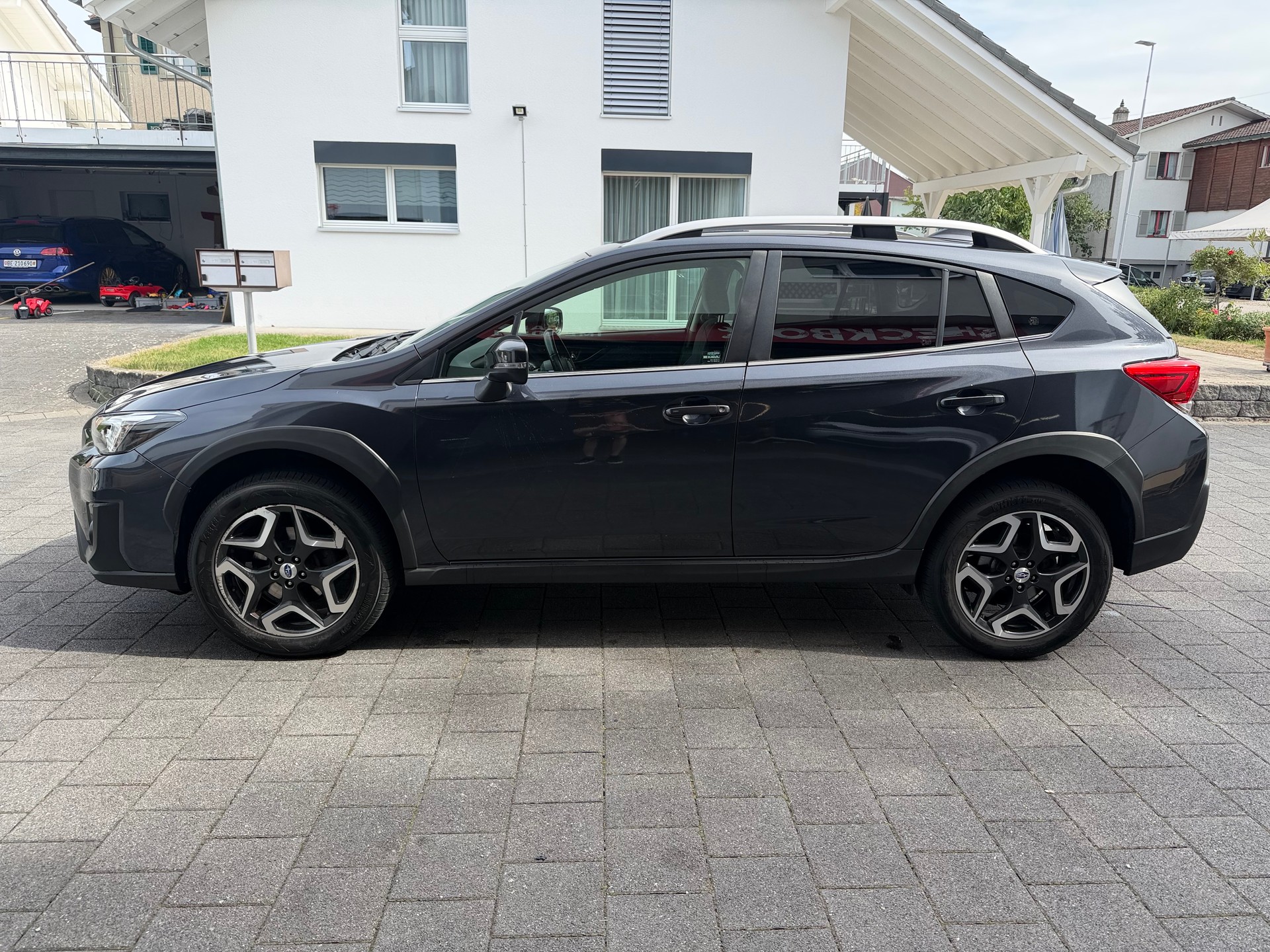 SUBARU XV 2.0 Swiss Plus AWD Lineartronic-image-3