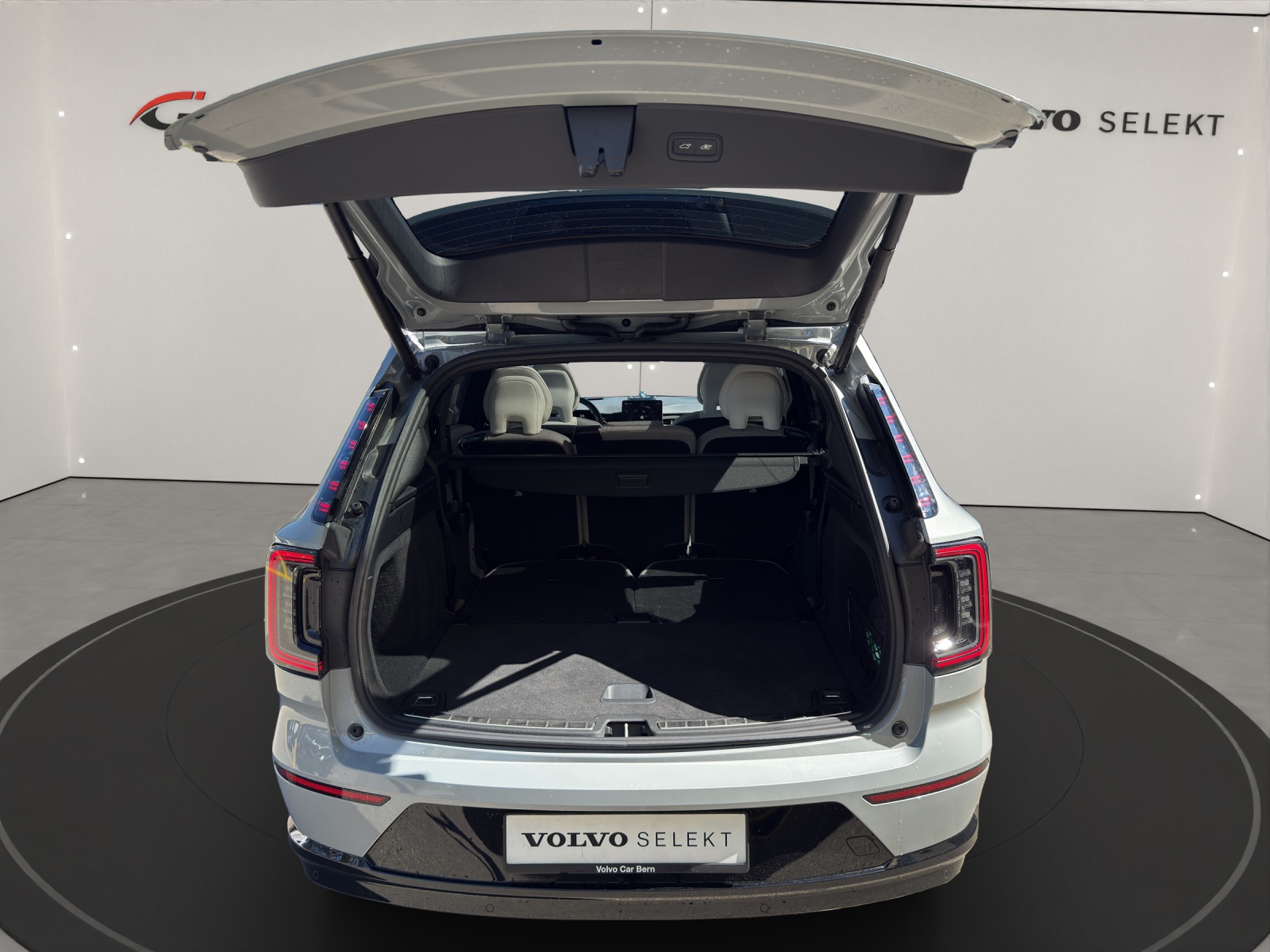 VOLVO EX90 Twin Performance Ultra AWD-image-6