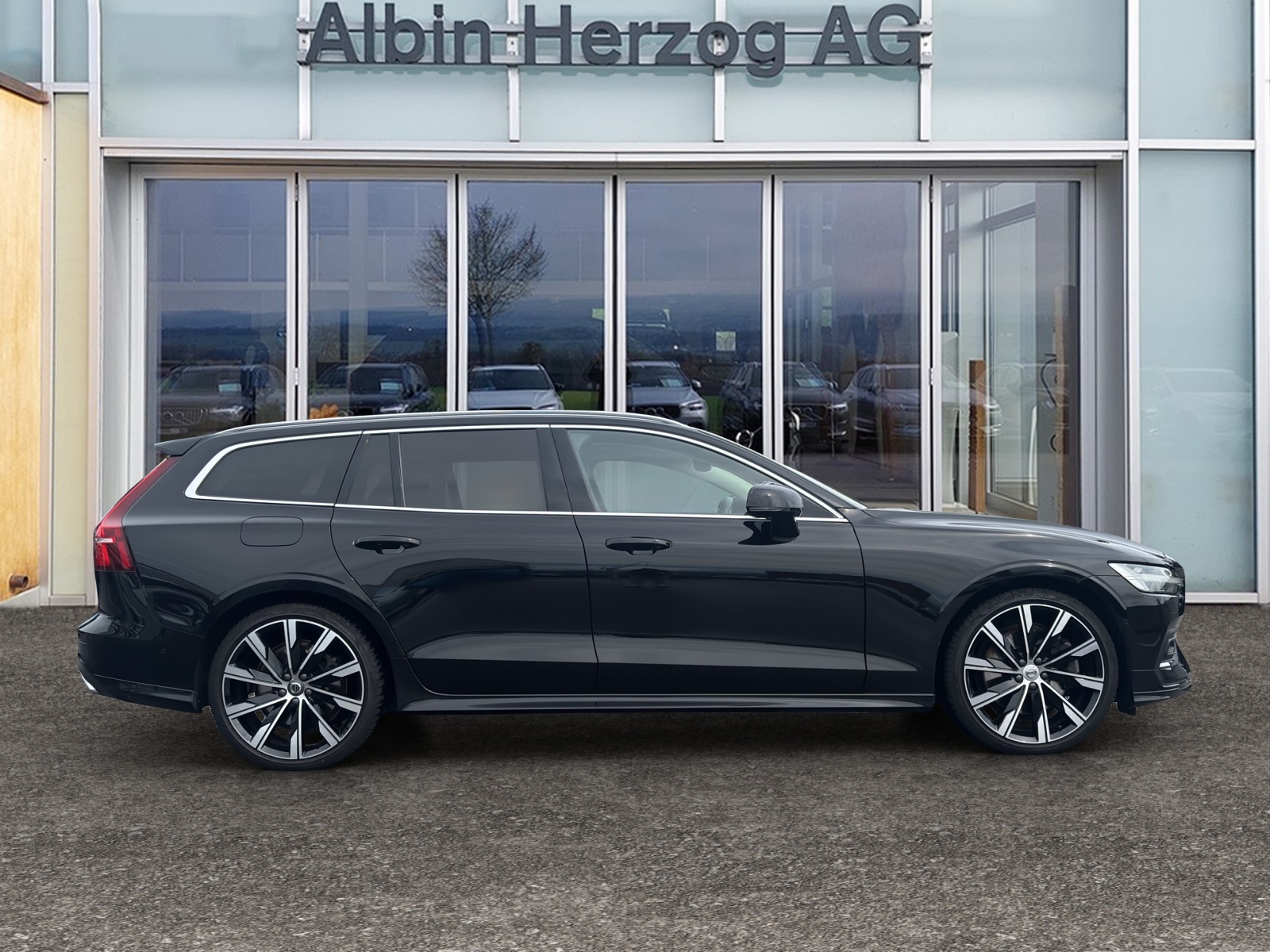 VOLVO V60 2.0 T6 Inscription AWD-image-4