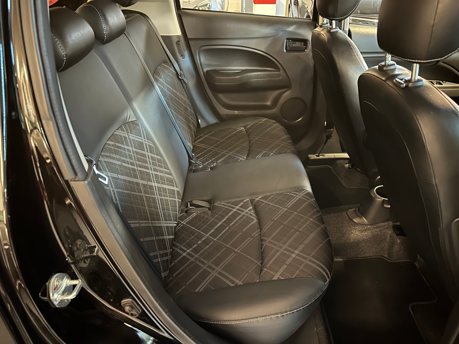 MITSUBISHI Space Star 1.2 Style CVT-image-8