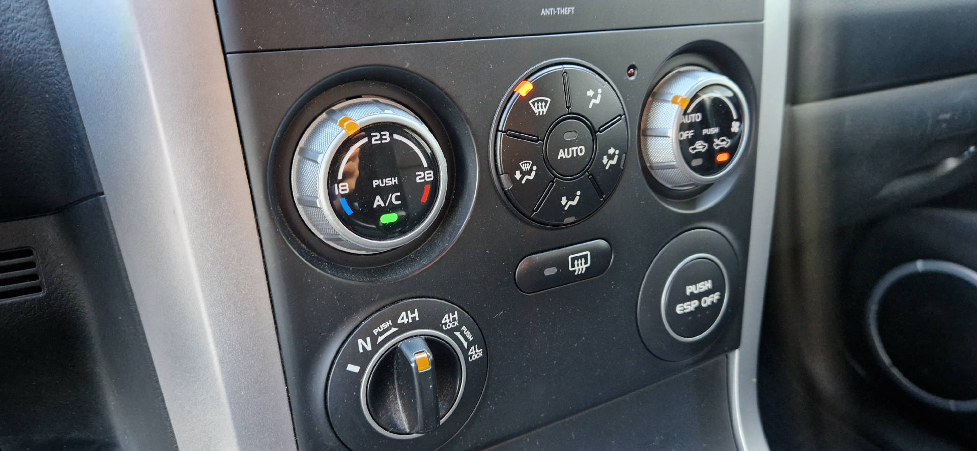 SUZUKI Grand Vitara Wagon 1.9 TD Top-image-7