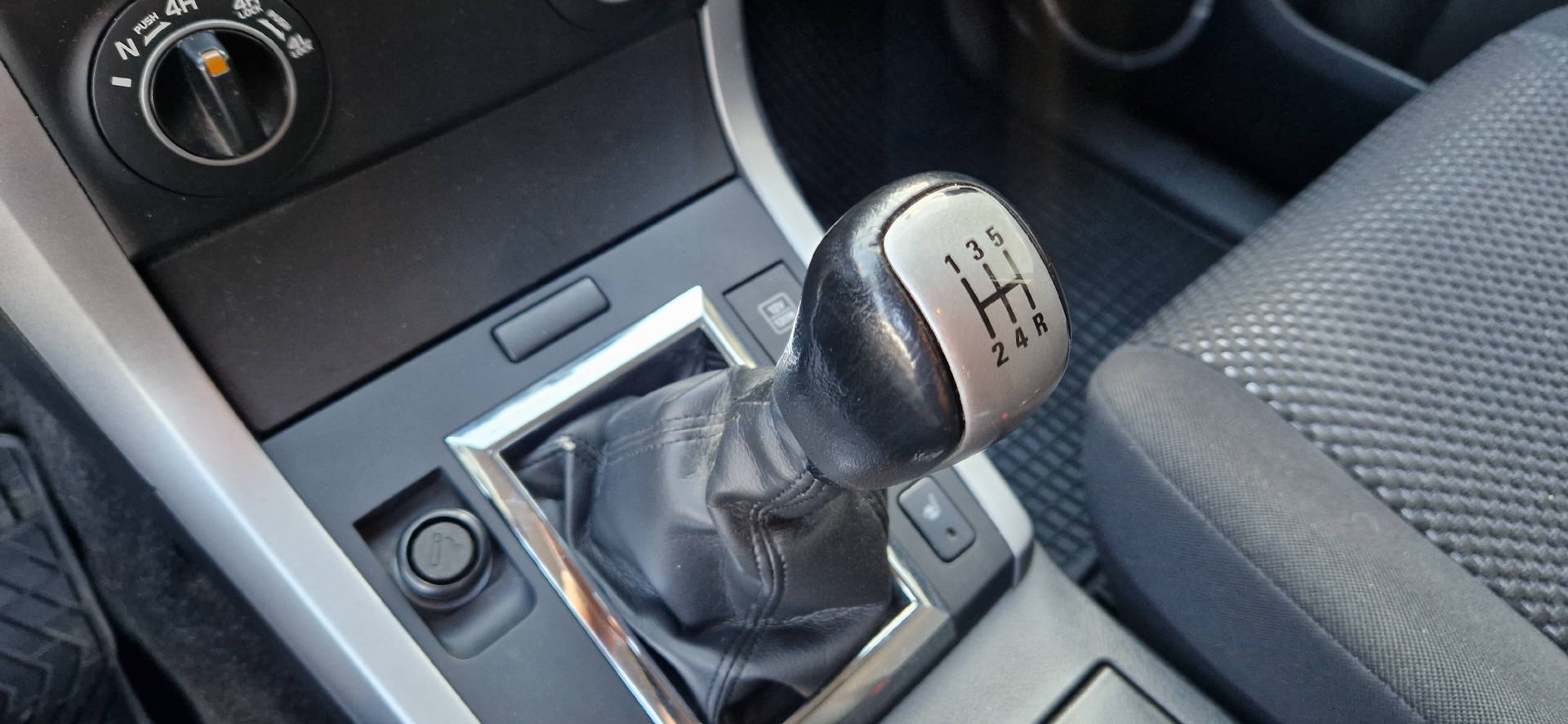 SUZUKI Grand Vitara Wagon 1.9 TD Top-image-9