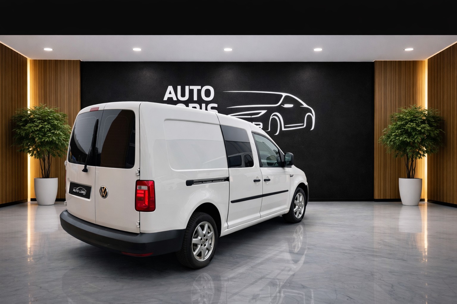 VW Caddy Maxi 2.0TDI 4Motion BlueMotion Technology-image-5