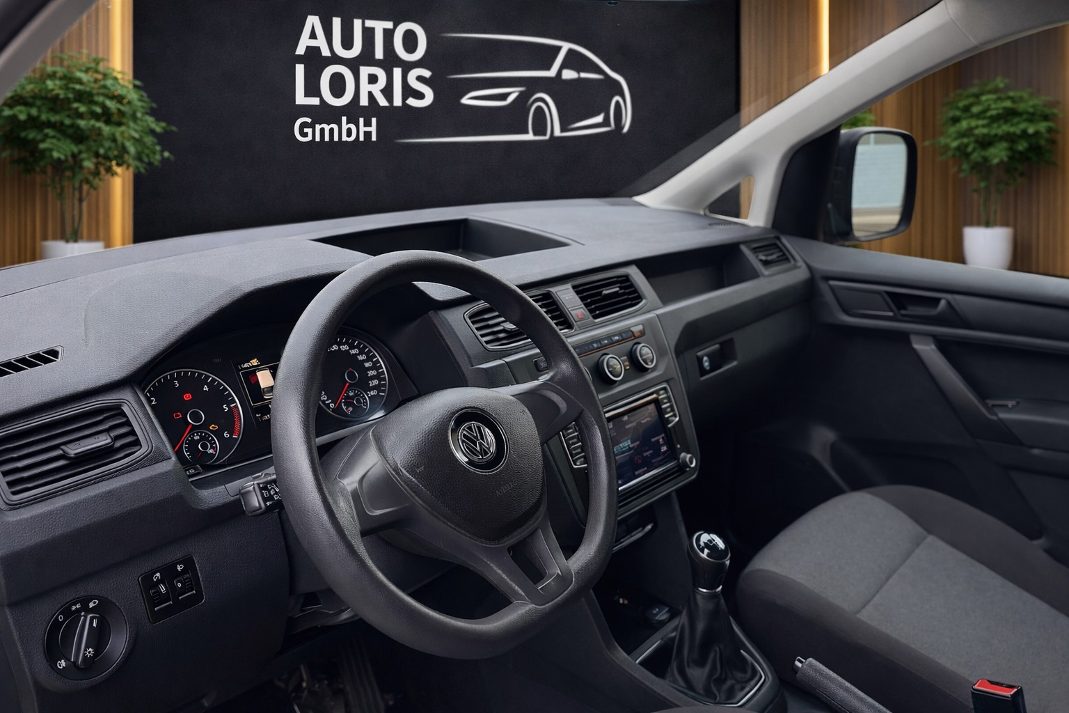 VW Caddy Maxi 2.0TDI 4Motion BlueMotion Technology-image-8
