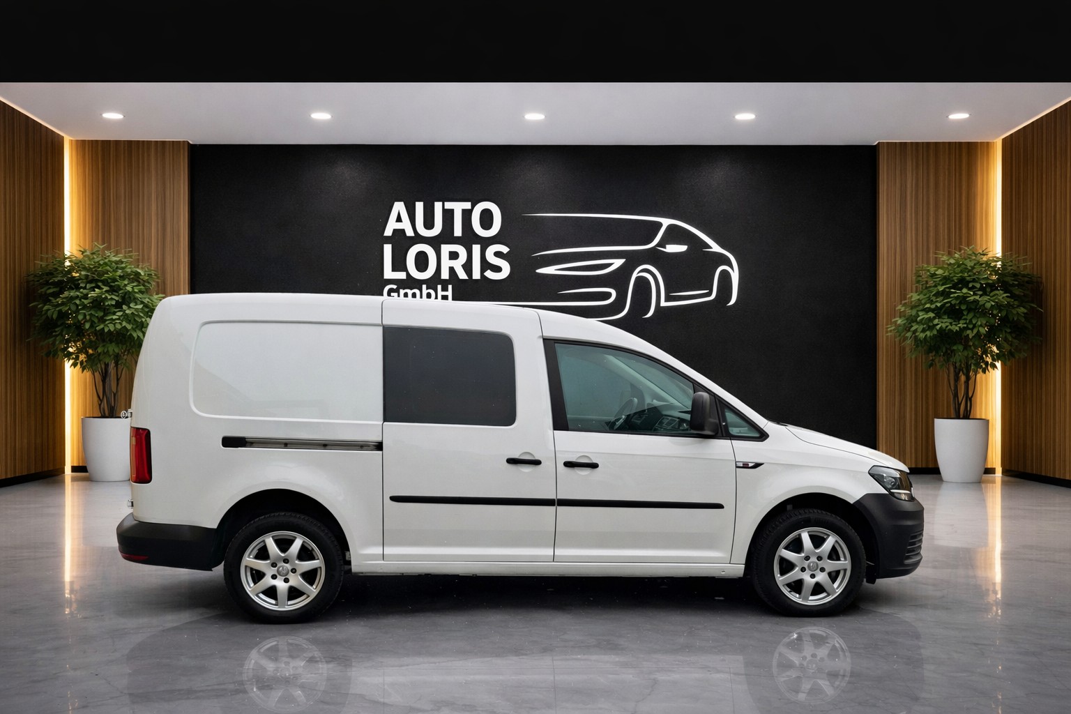 VW Caddy Maxi 2.0TDI 4Motion BlueMotion Technology-image-7
