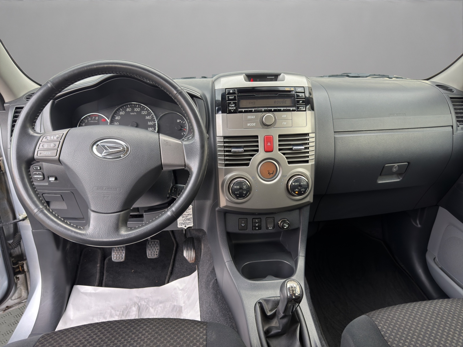 DAIHATSU Terios 1.5 16V SX 4WD-image-13
