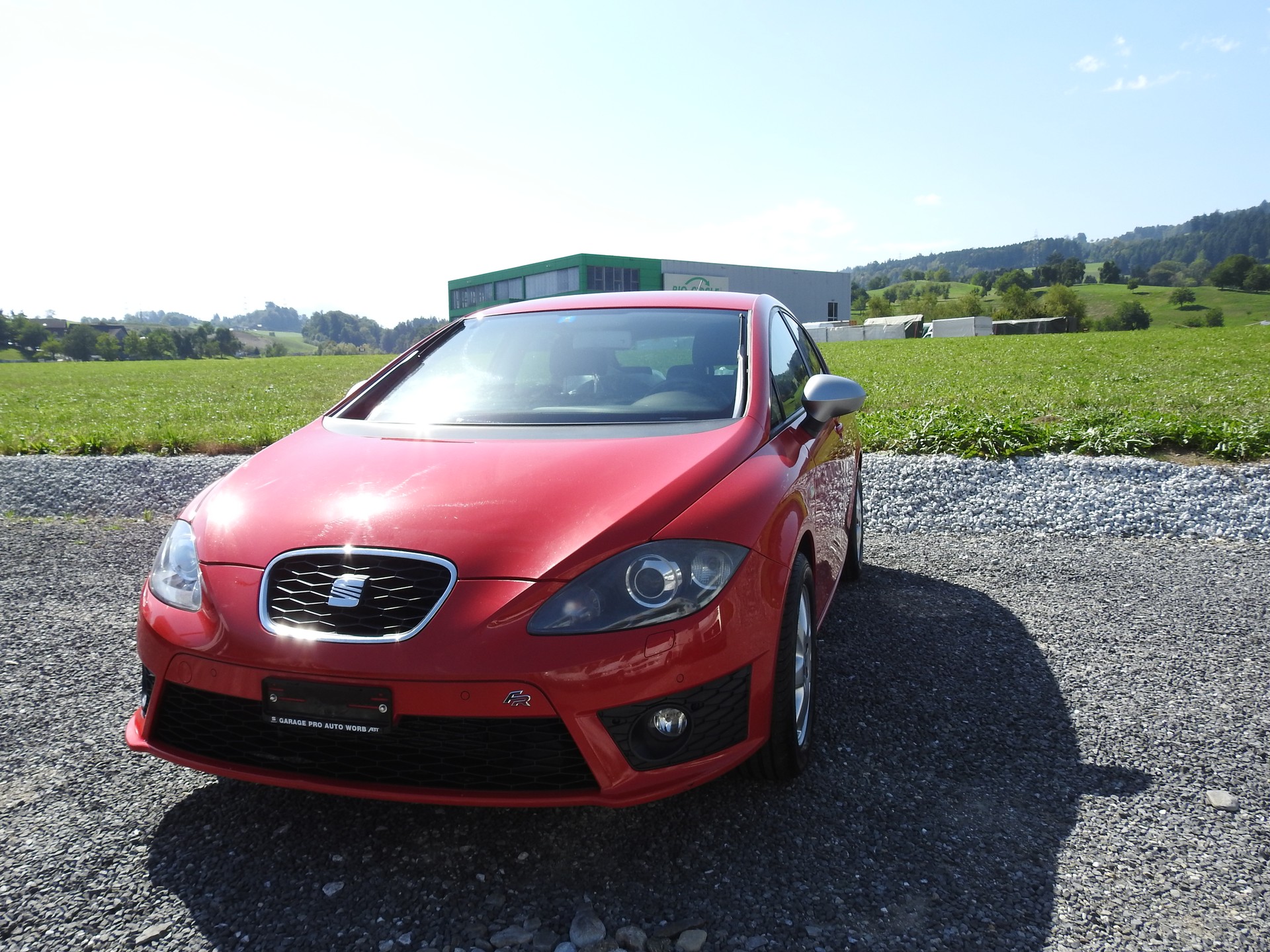 SEAT Leon 1.8 TSI FR-image-0