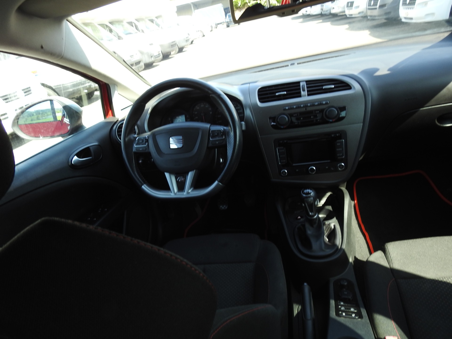 SEAT Leon 1.8 TSI FR-image-18