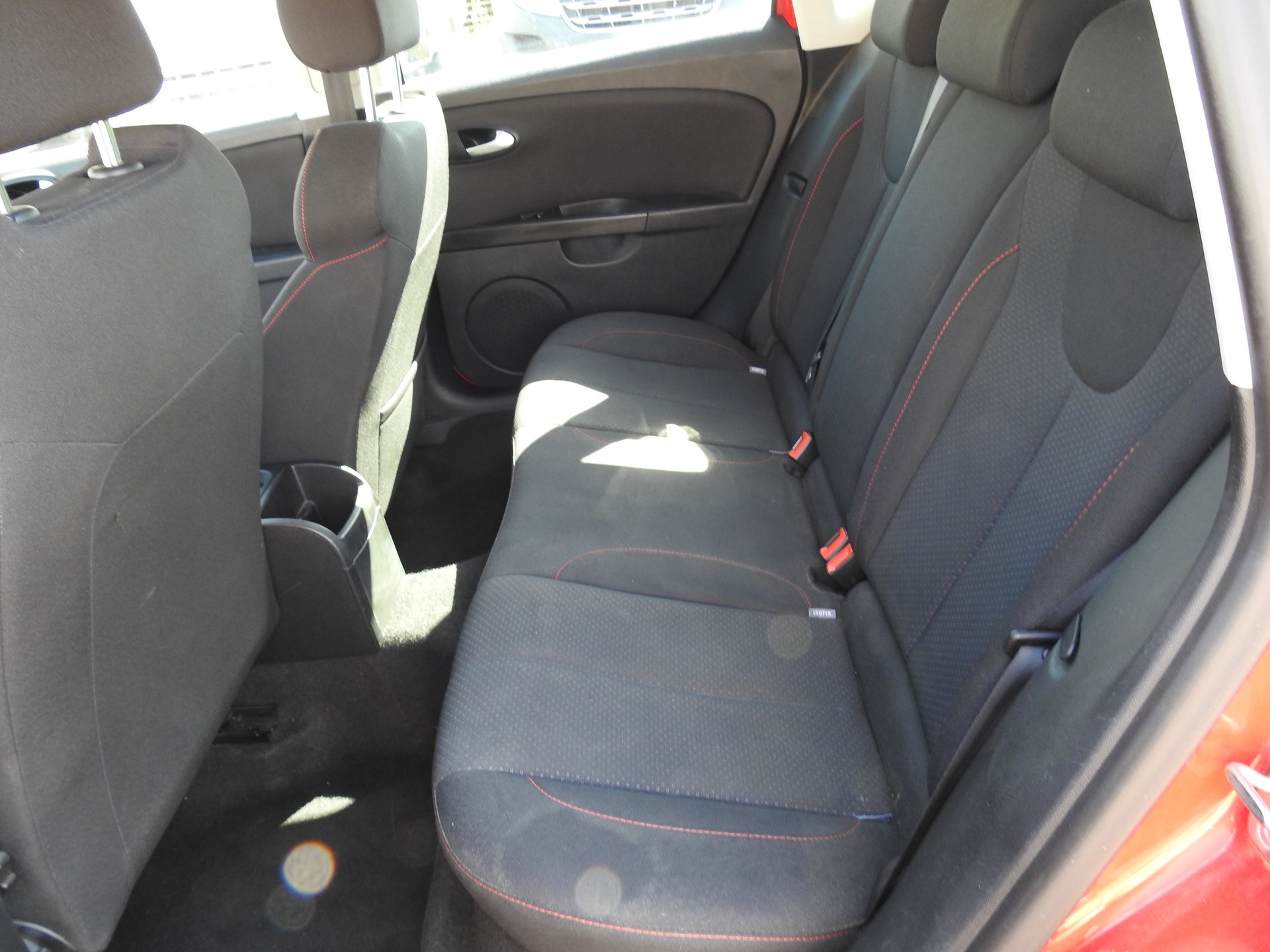 SEAT Leon 1.8 TSI FR-image-13