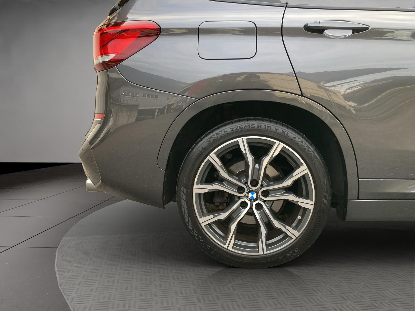 BMW X1 20d xDrive-image-21