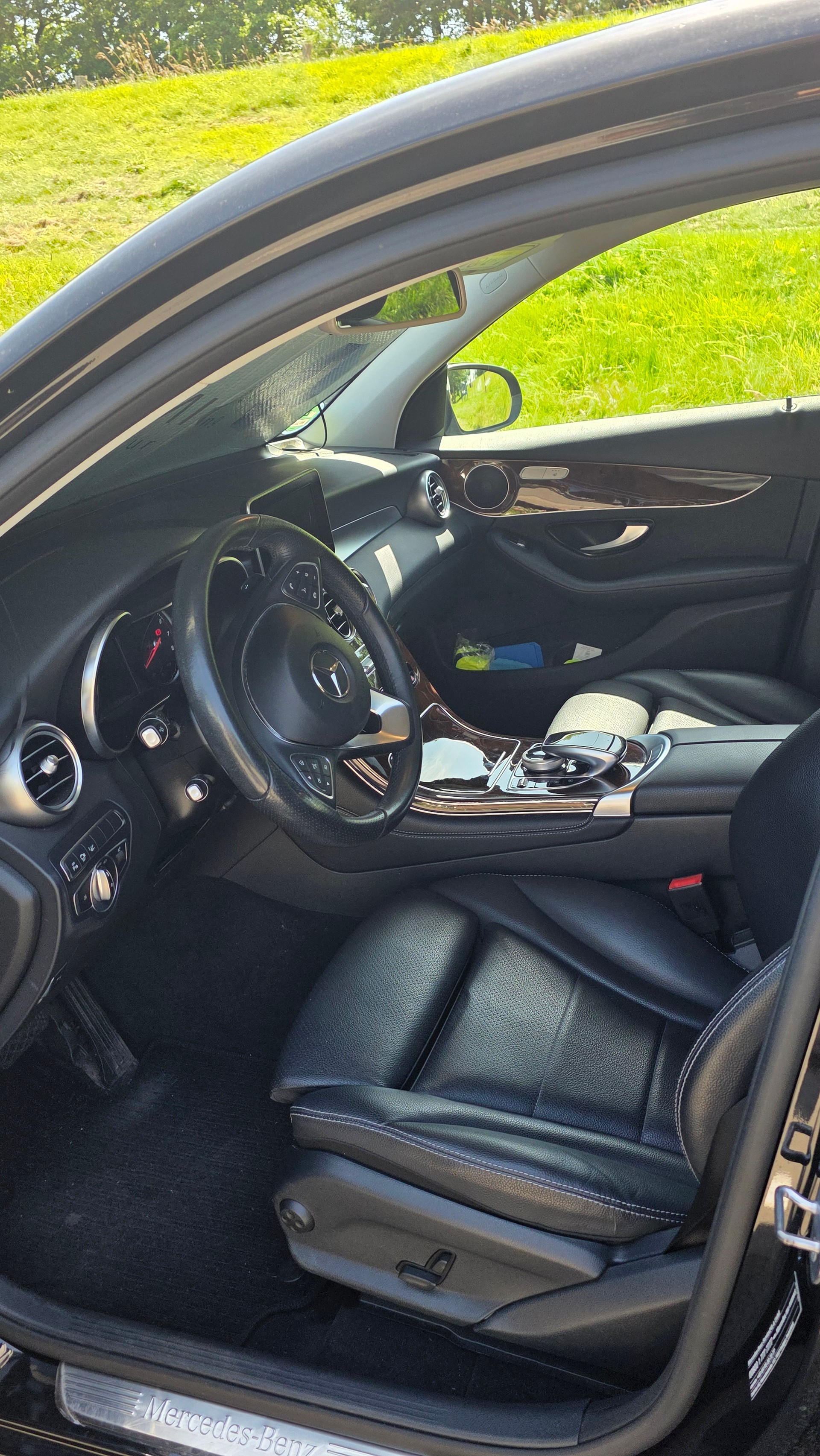 MERCEDES-BENZ GLC 250 4m-image-2
