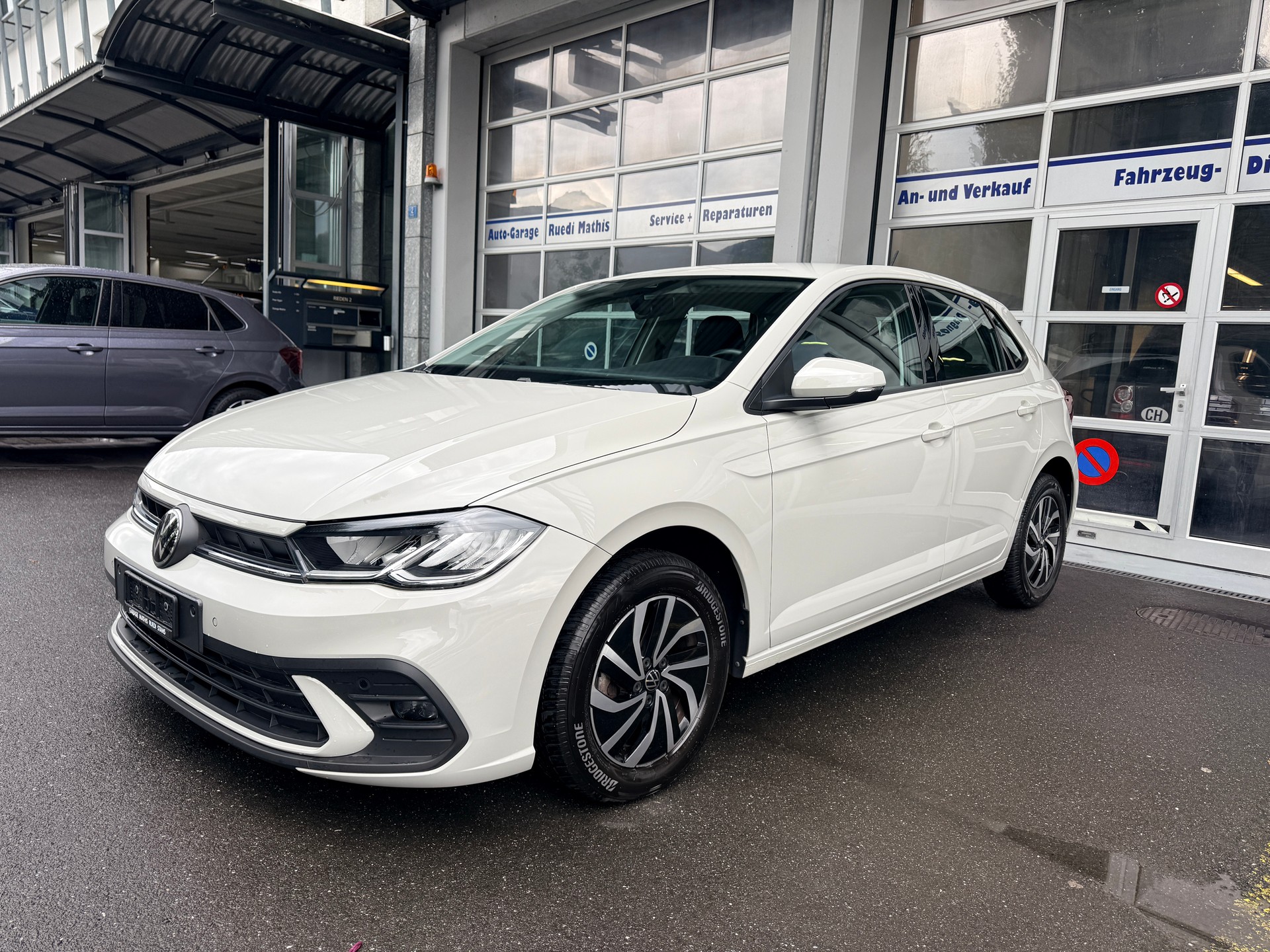 VW Polo 1.0 TSI Life Ascot Grey. CH-Fahrzeug 5 Gang.-image-0