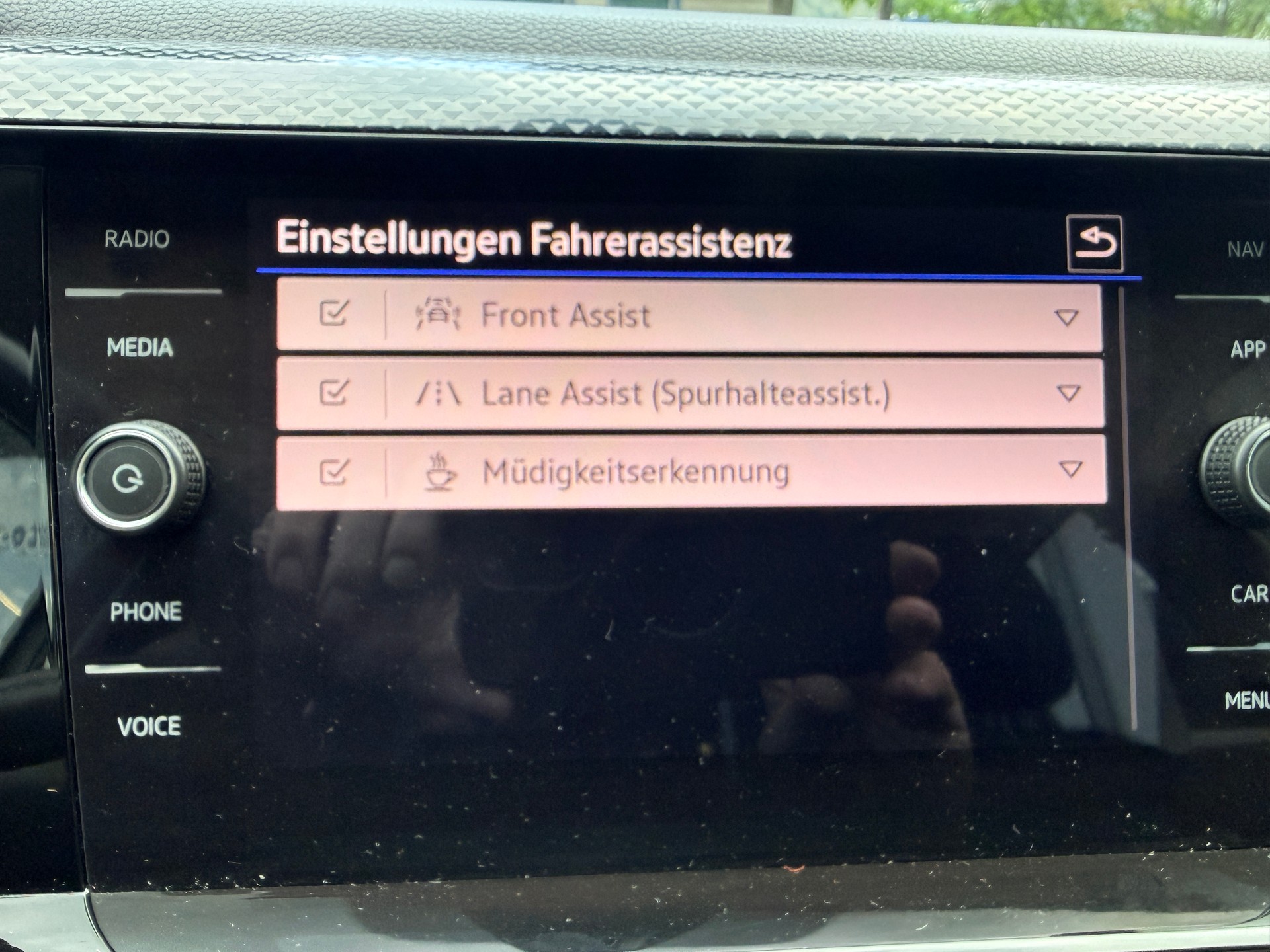 VW Polo 1.0 TSI Life Ascot Grey. CH-Fahrzeug 5 Gang.-image-9