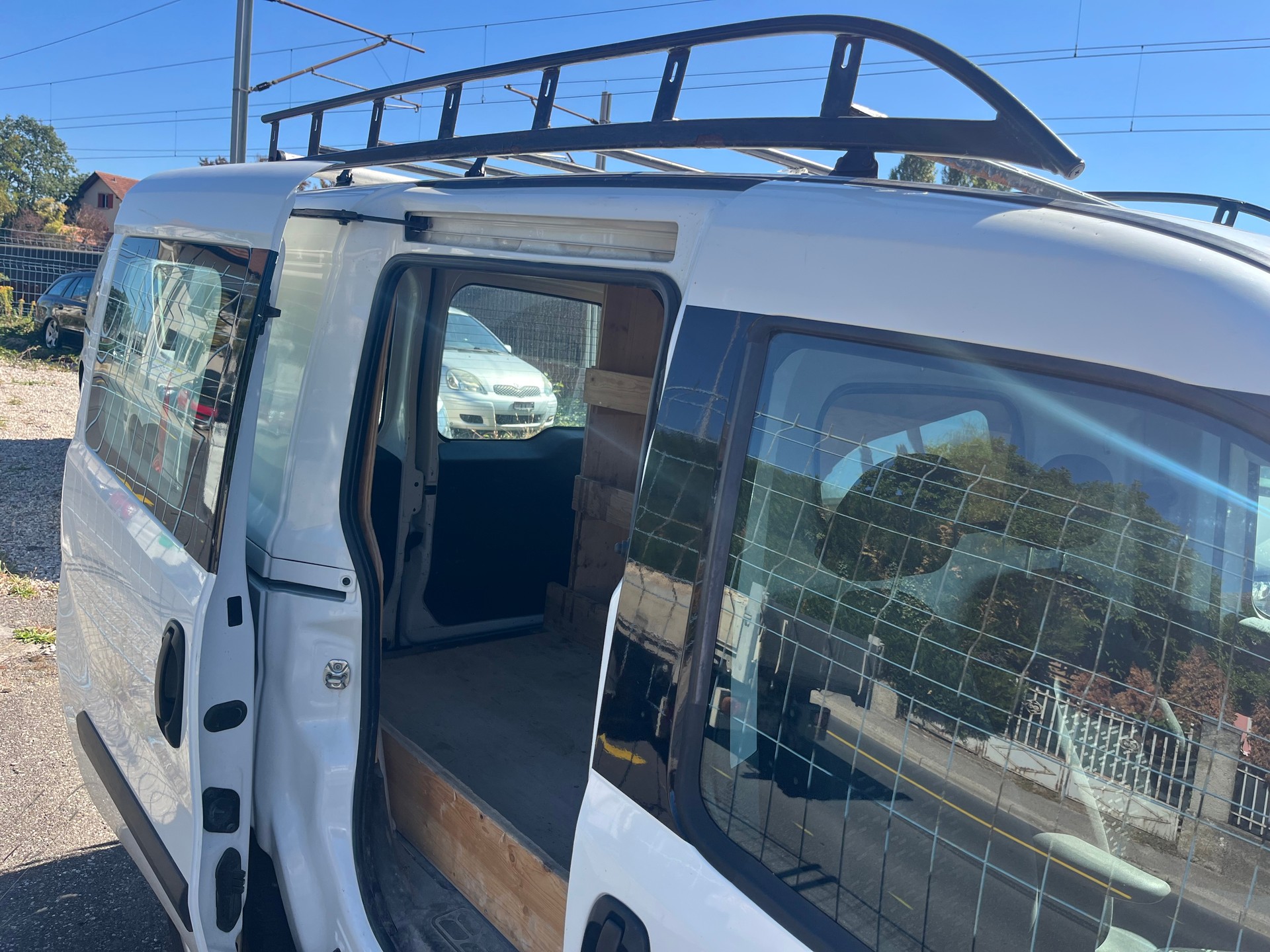 OPEL Combo 1.4i 2.2 L1H1-image-3