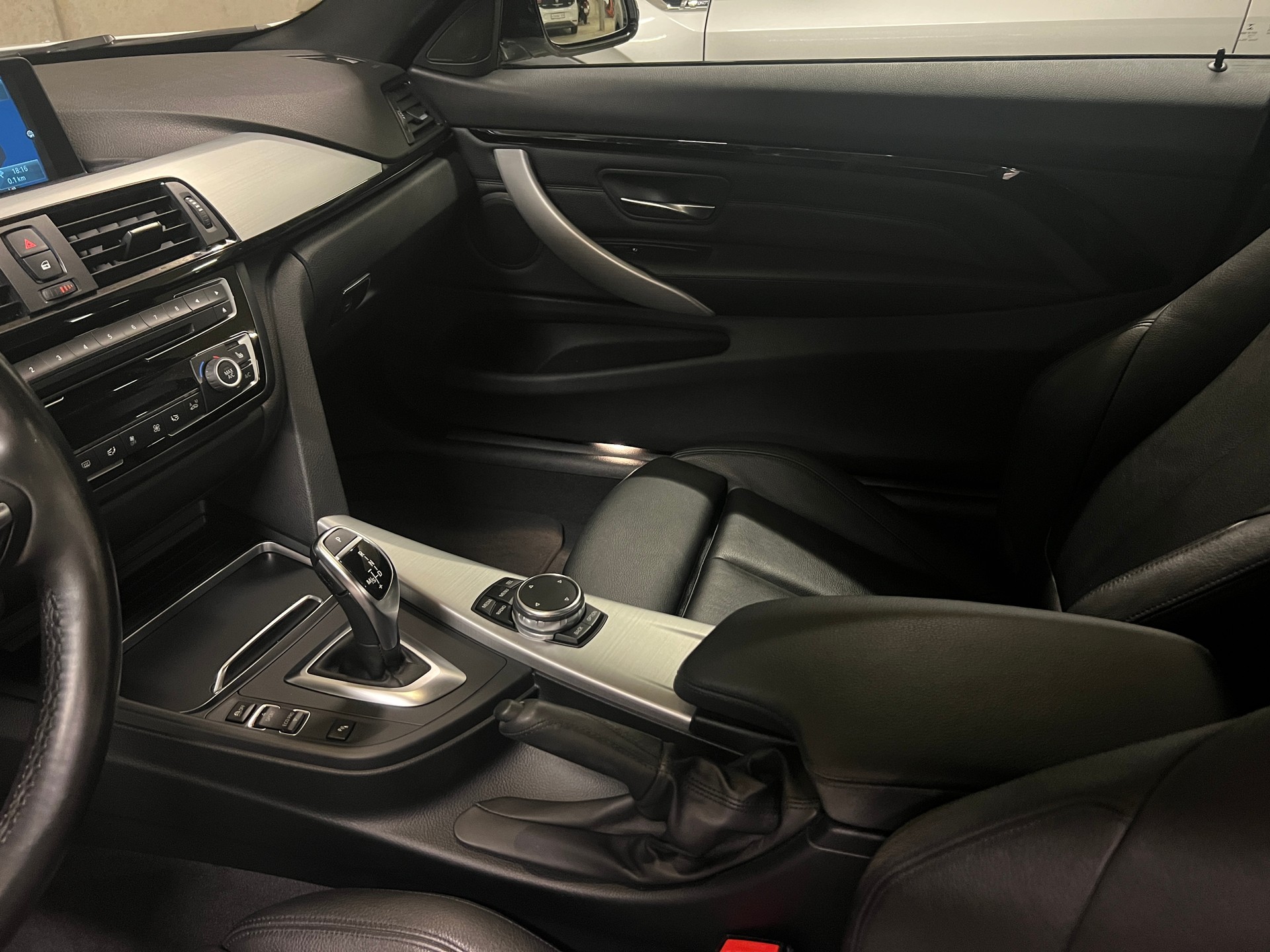 BMW 435i xDrive-image-3