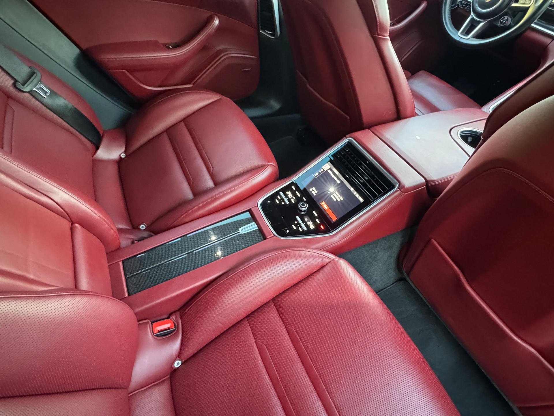 PORSCHE Panamera Turbo S E-Hybrid PDK-image-16