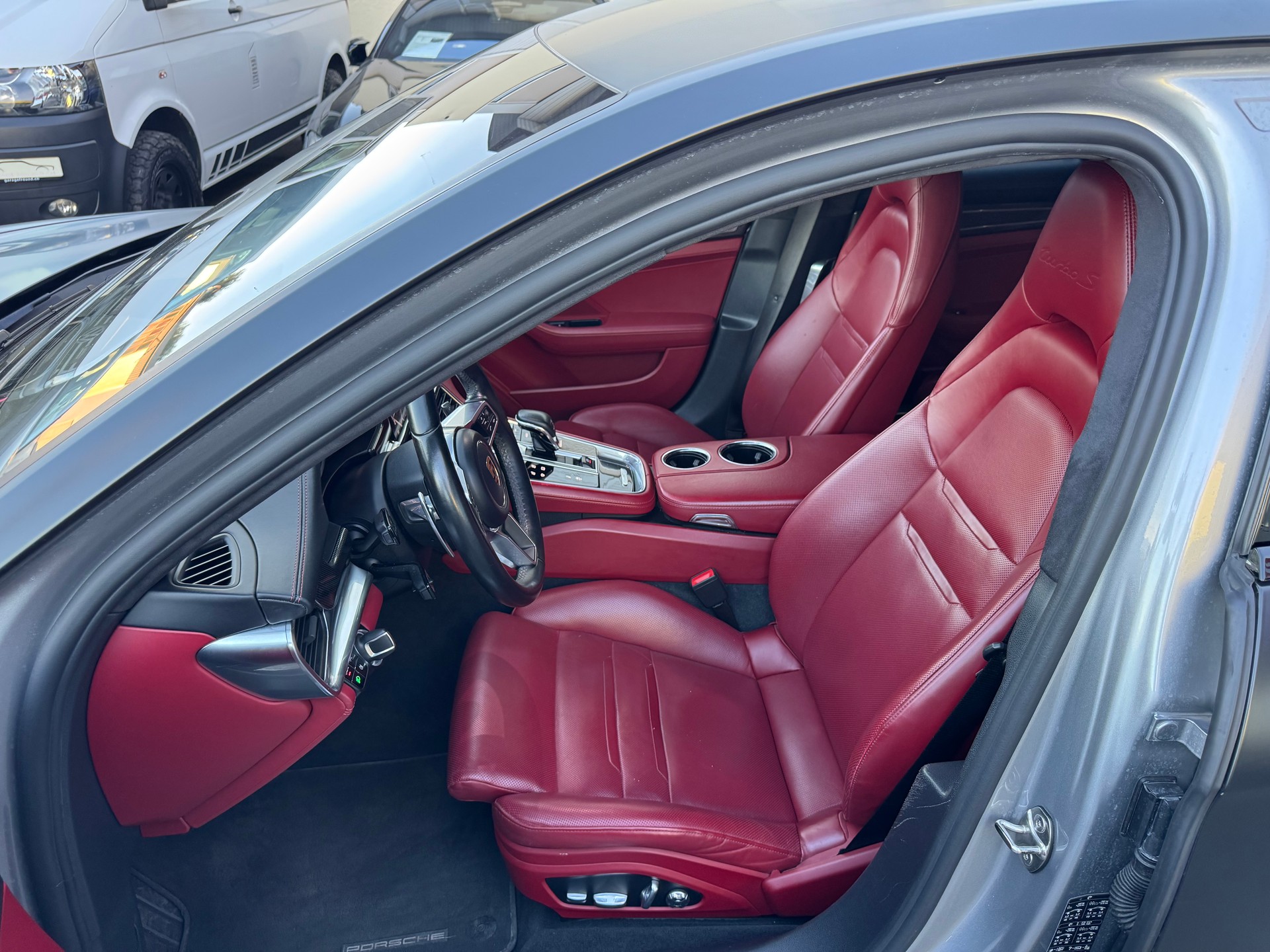 PORSCHE Panamera Turbo S E-Hybrid PDK-image-25