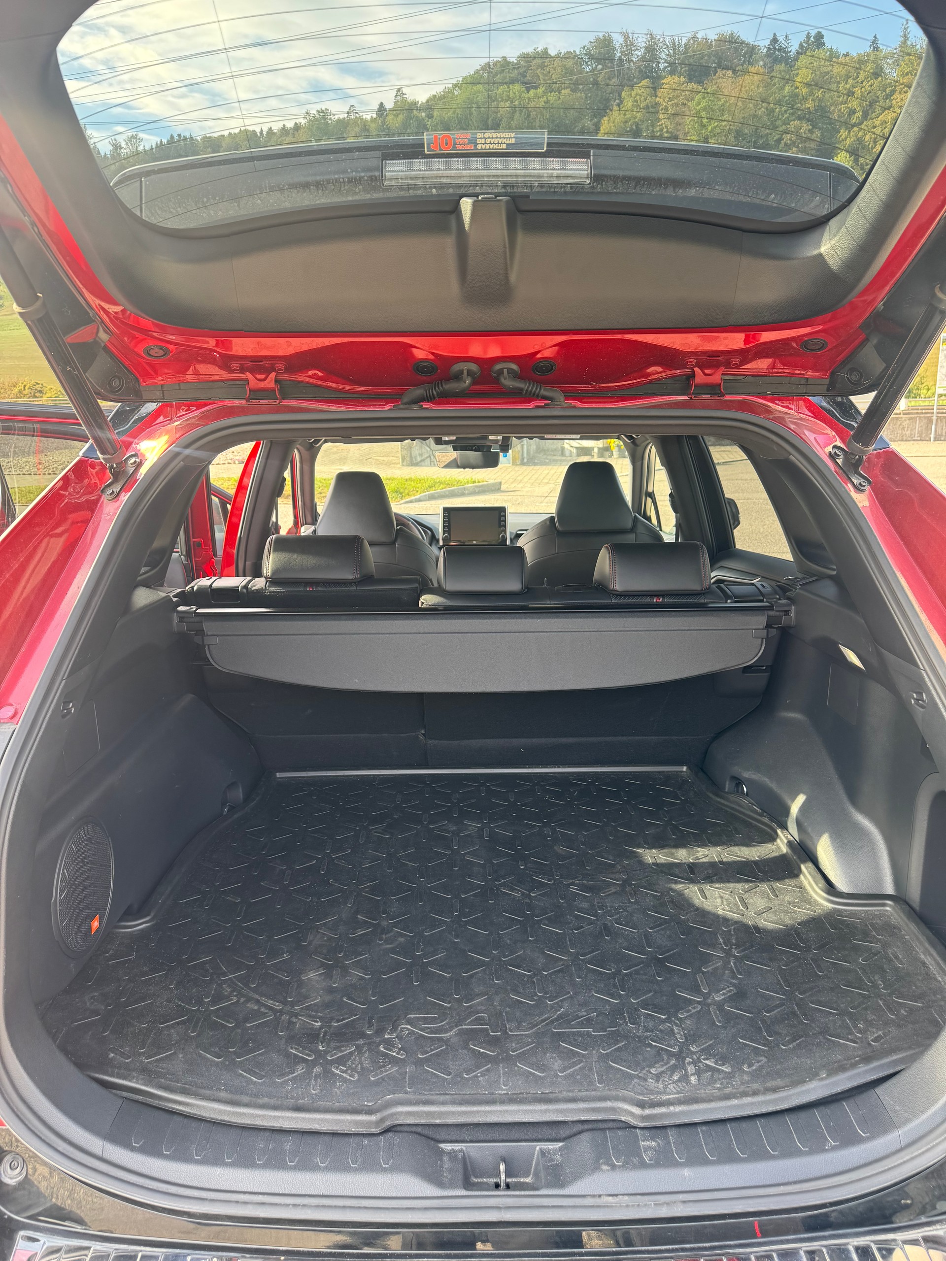 TOYOTA RAV-4 2.5 PHEV Platinum e-CVT 4WD-image-11