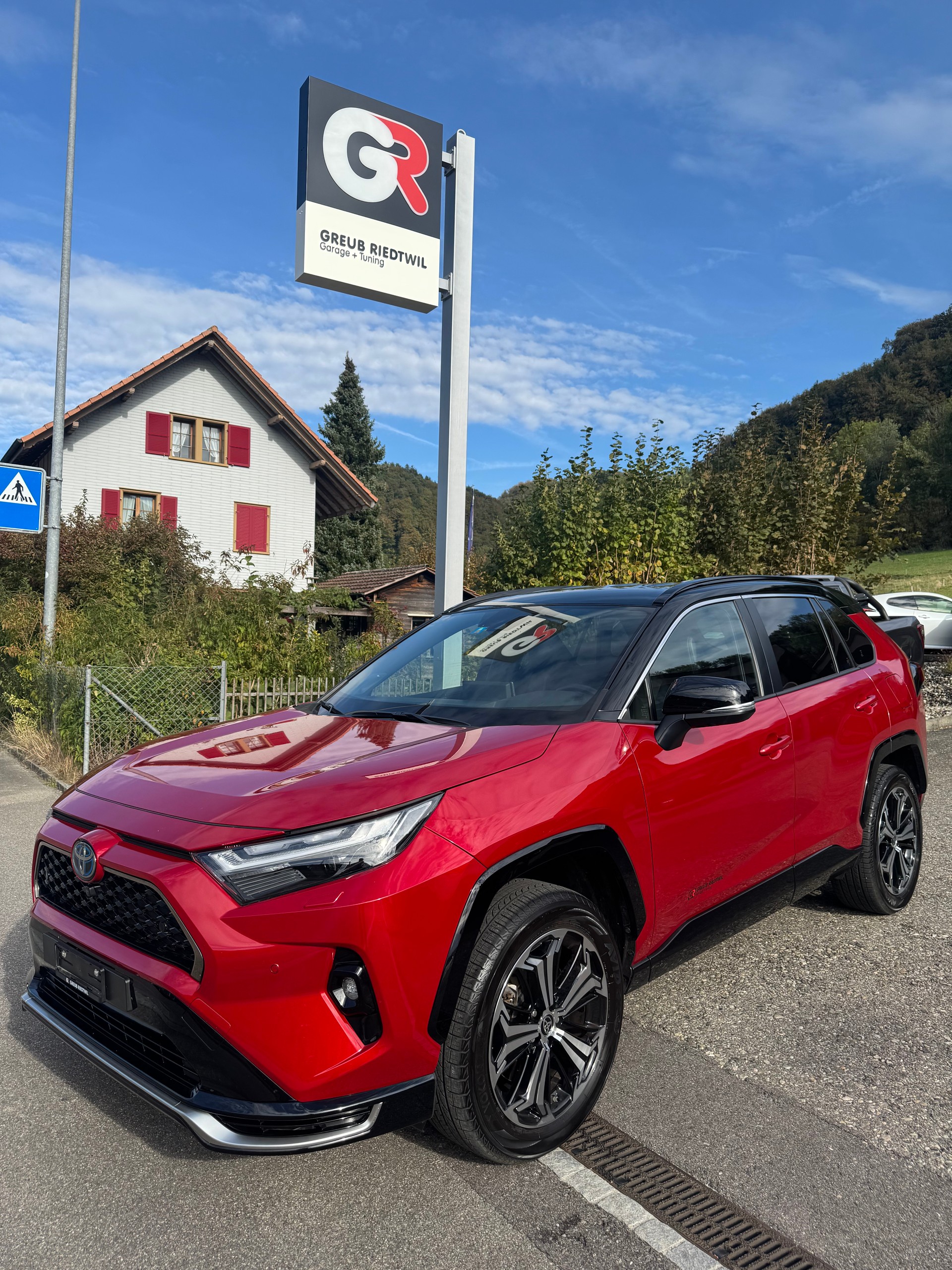 TOYOTA RAV-4 2.5 PHEV Platinum e-CVT 4WD-image-0