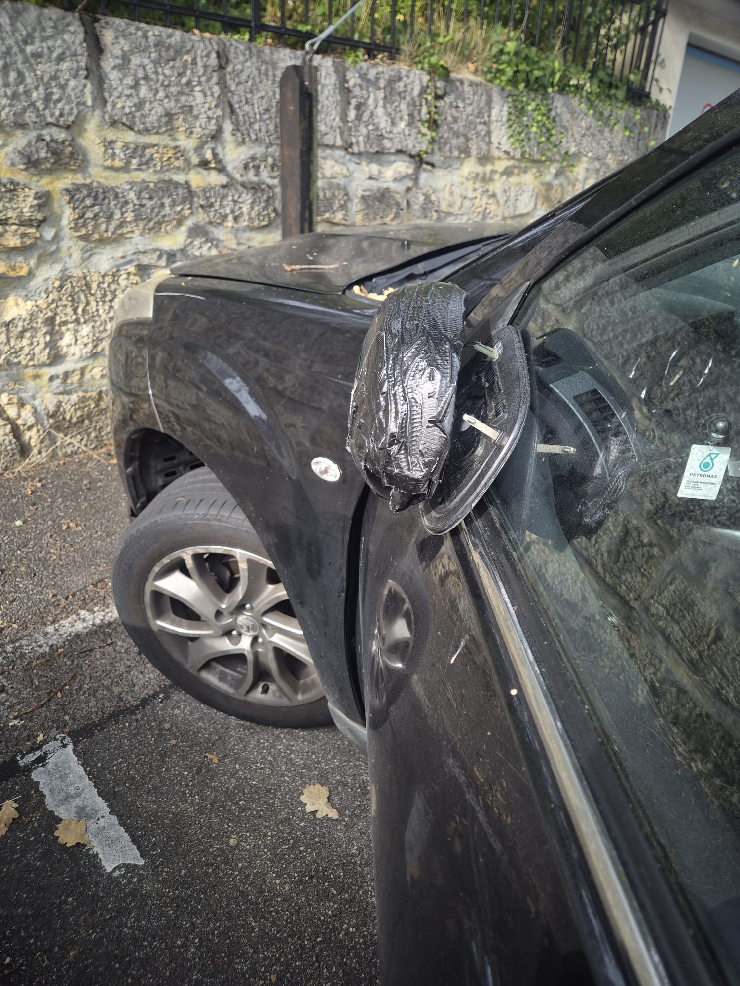 CITROEN C-Crosser 2.2 HDi Exclusive DCS6-image-9