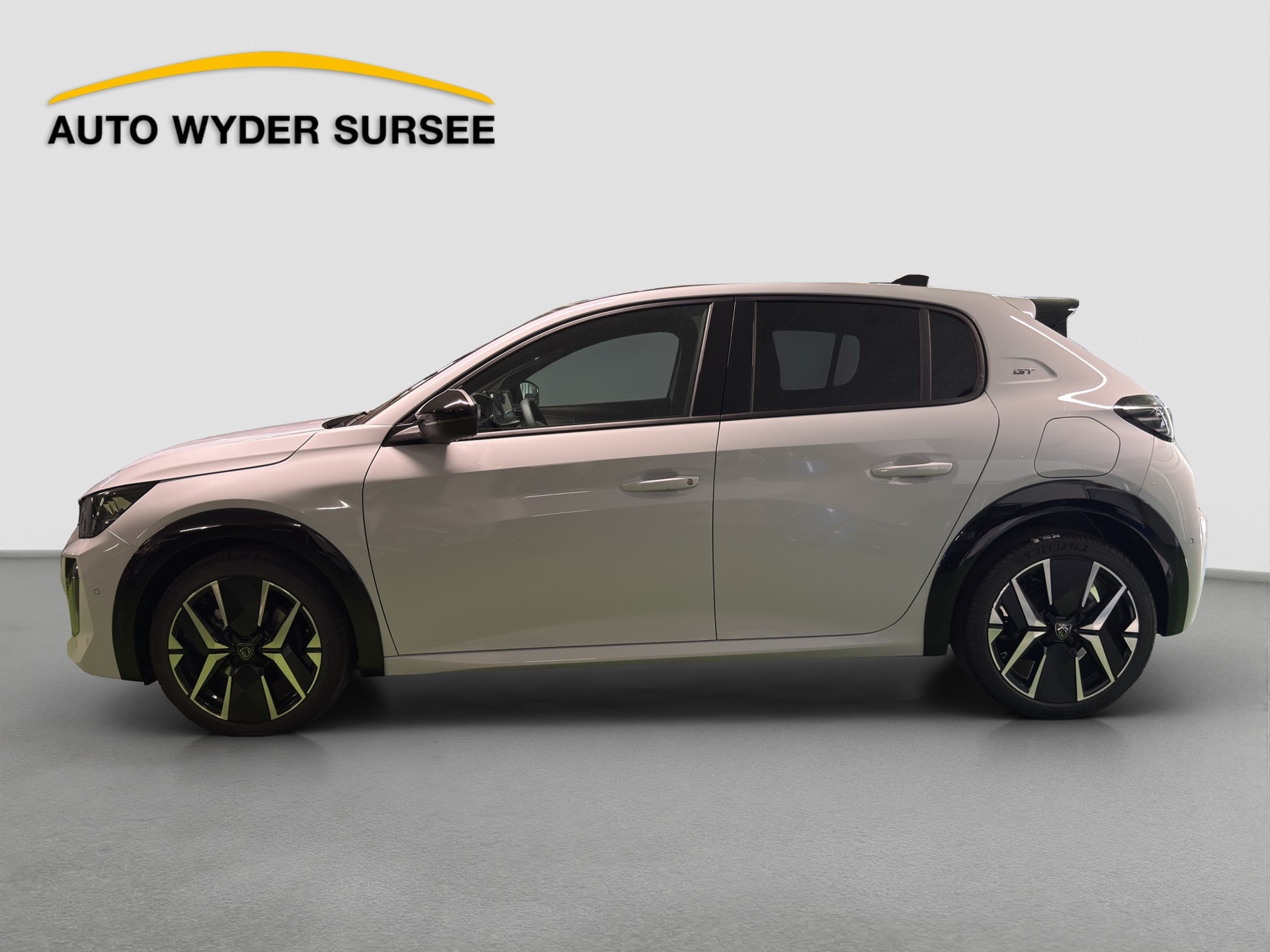 PEUGEOT 208 1.2 Hybrid 145 GT Exclusive-image-2